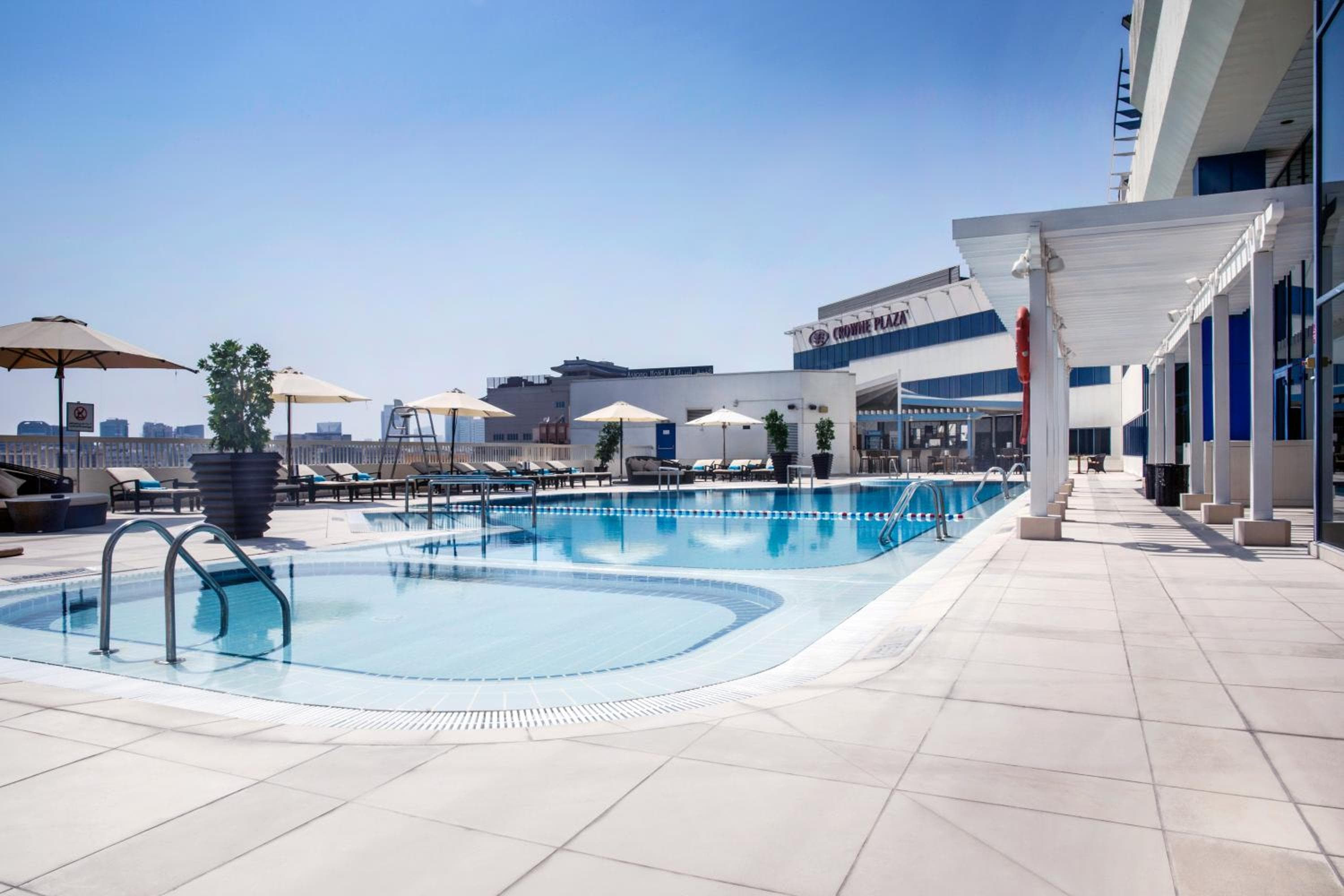 Crowne Plaza Dubái Deira by IHG — 26