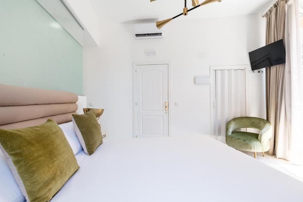 Hostal Roomsole — 18