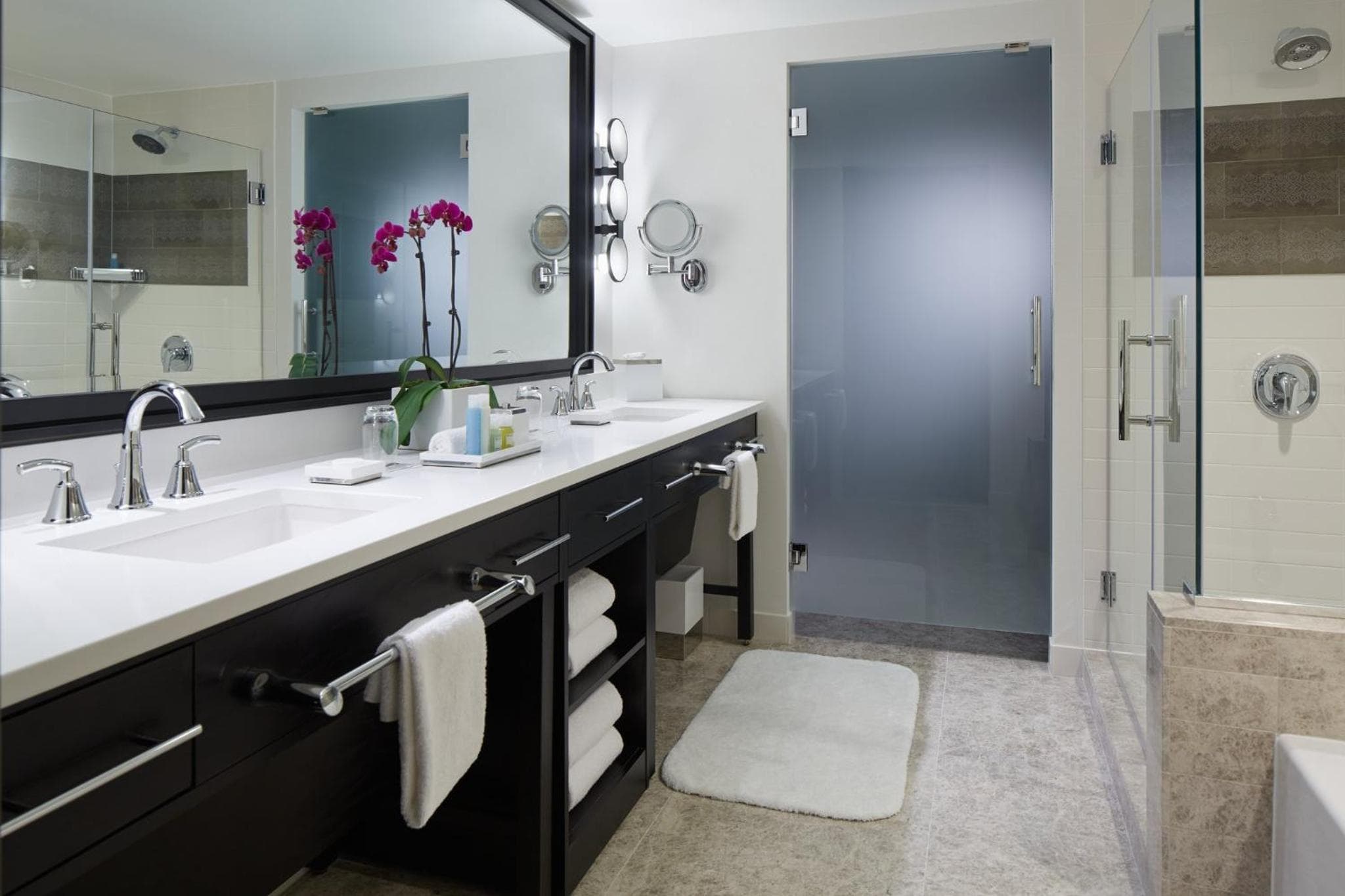 Loews Chicago Hotel hotel, 455 North Park Drive, Chicago, United States — photo 53