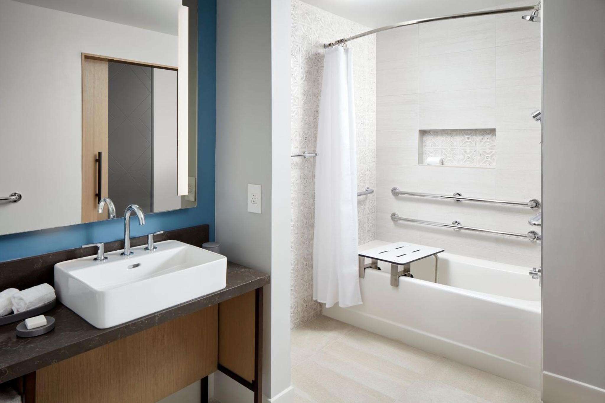 Loews Coral Gables Hotel — 28