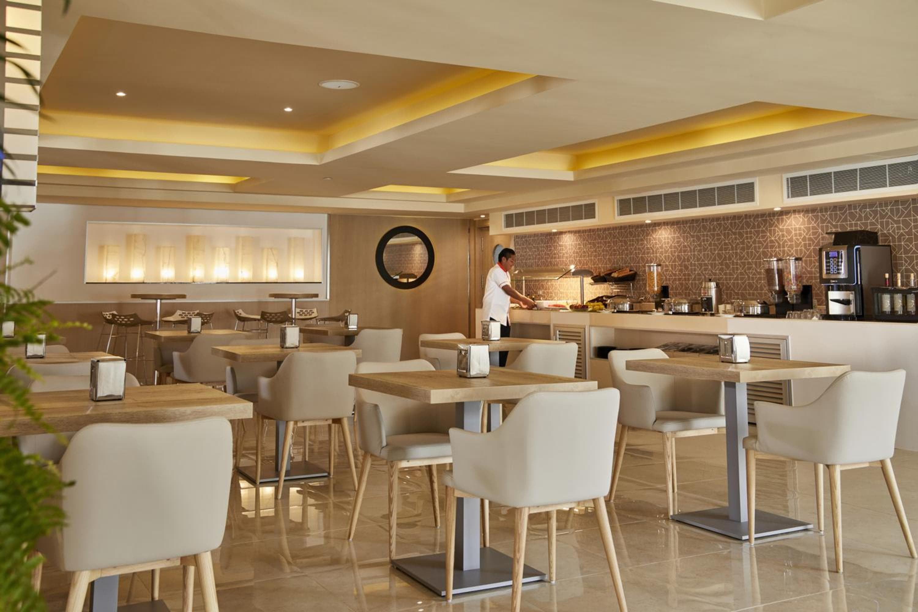 Riu Palace Riviera Maya - All Inclusive — 21