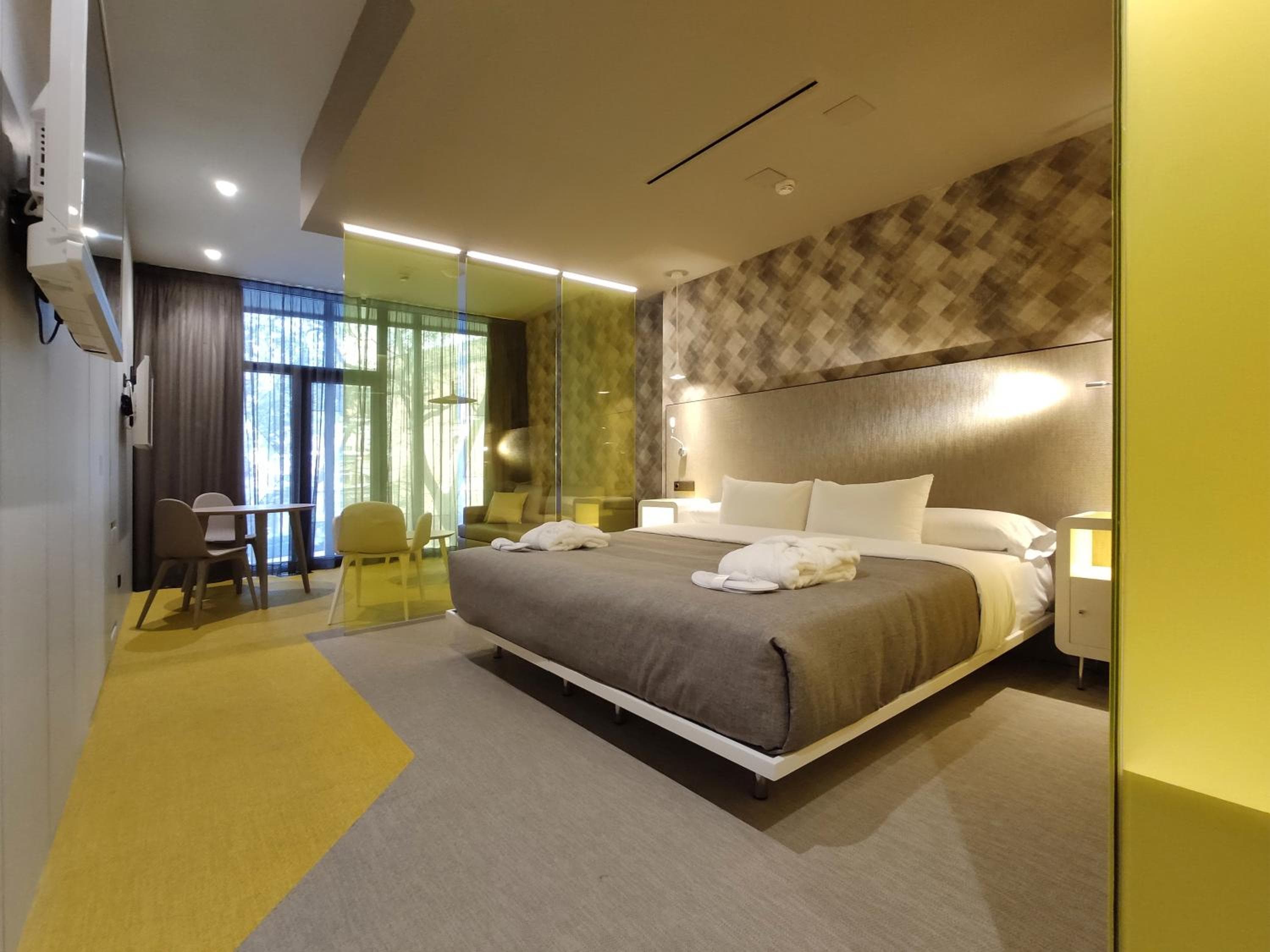 Hotel Macià Sevilla Kubb — 7