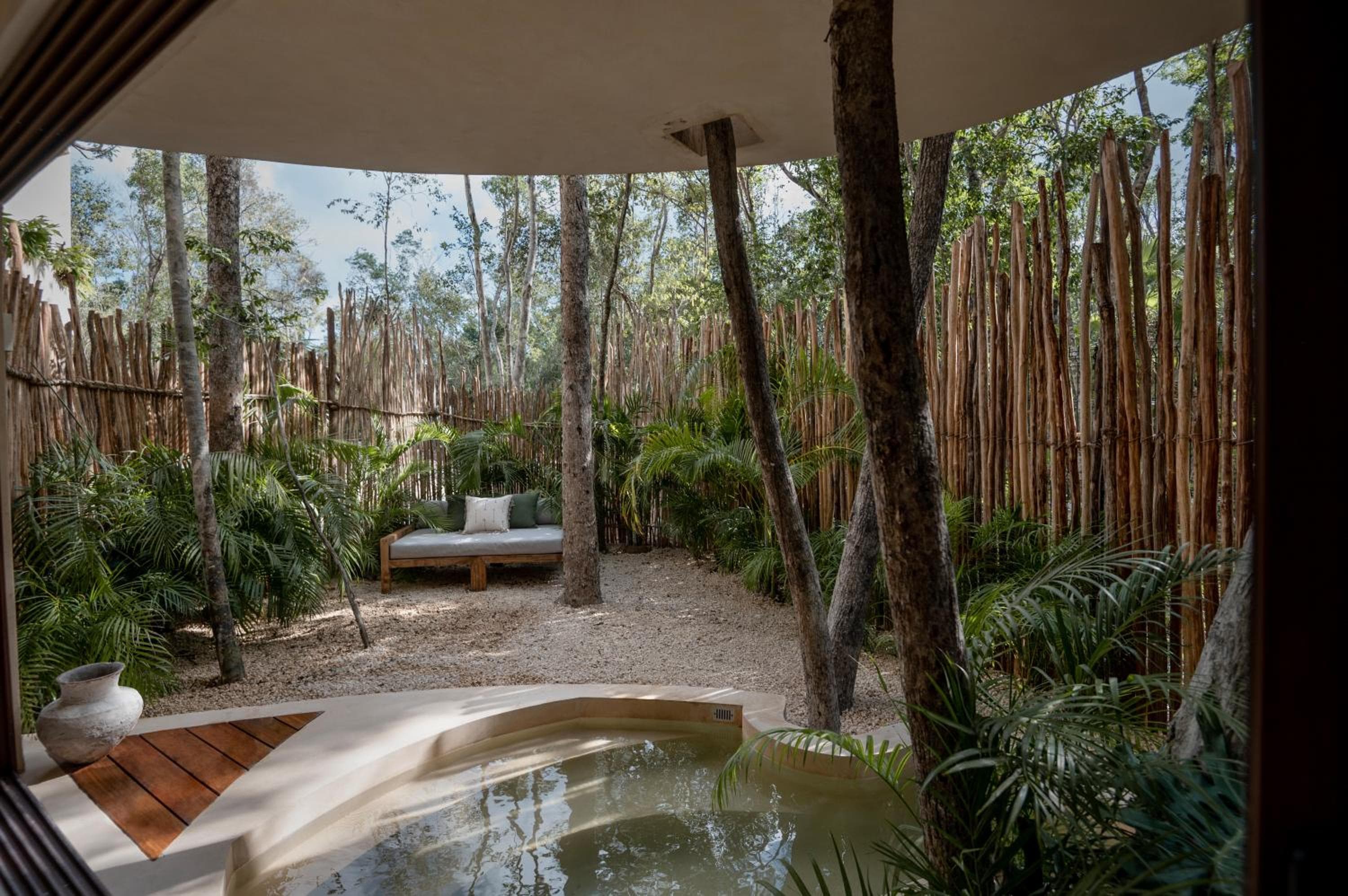Taio Tulum — 19