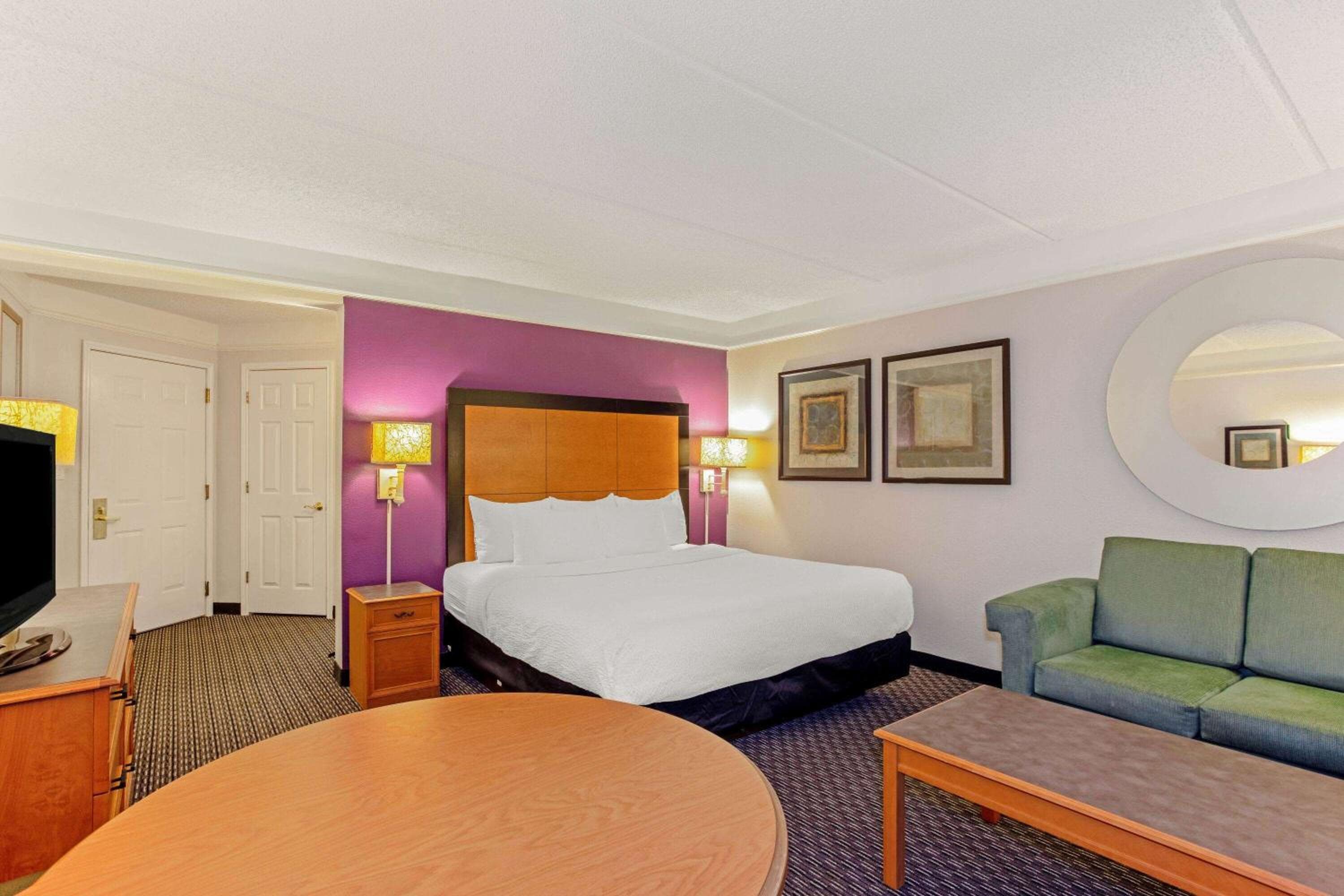 La Quinta by Wyndham Orlando I Drive/Conv Center — 24