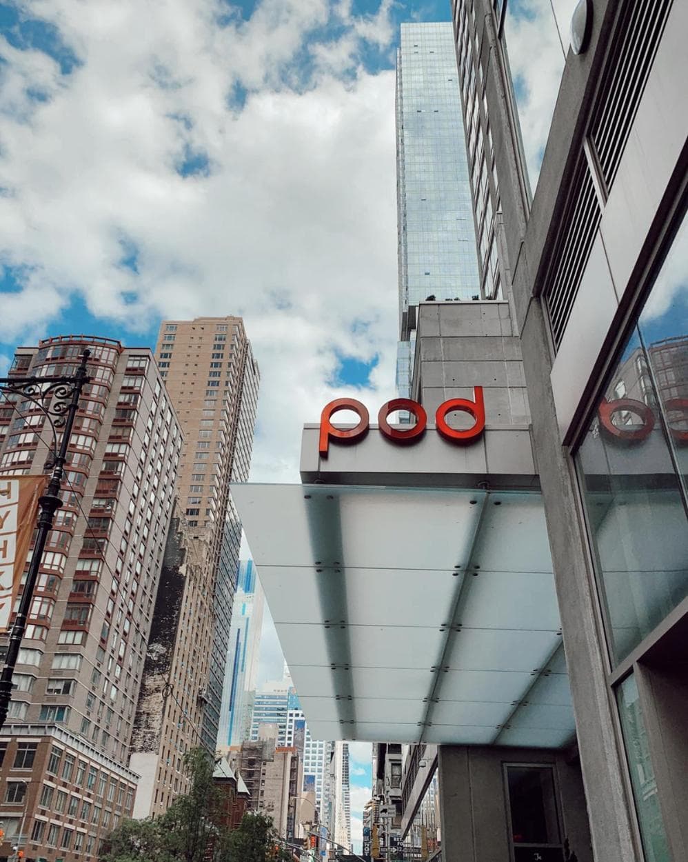 Pod Times Square — 24