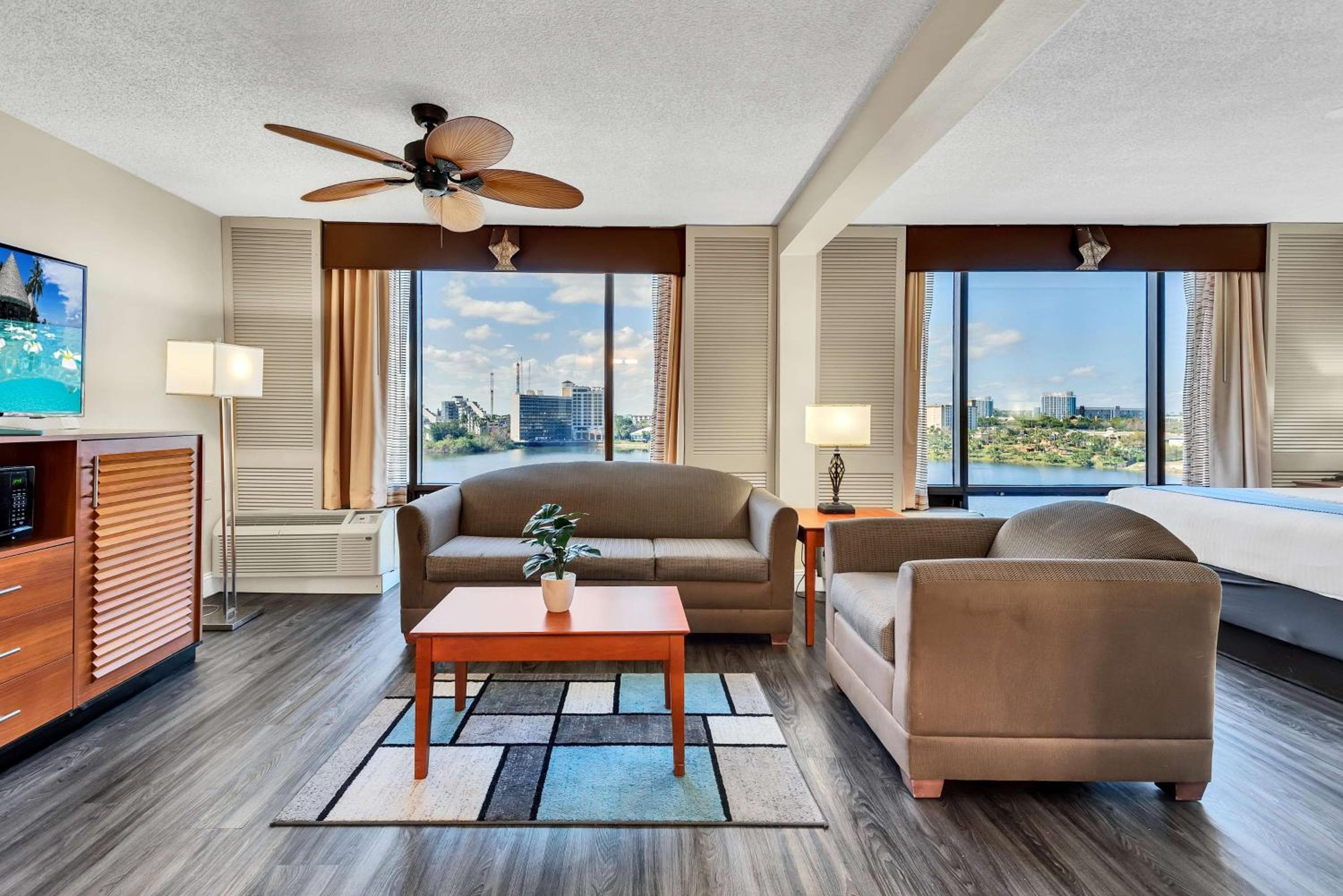 Best Western Orlando Gateway Hotel — 23