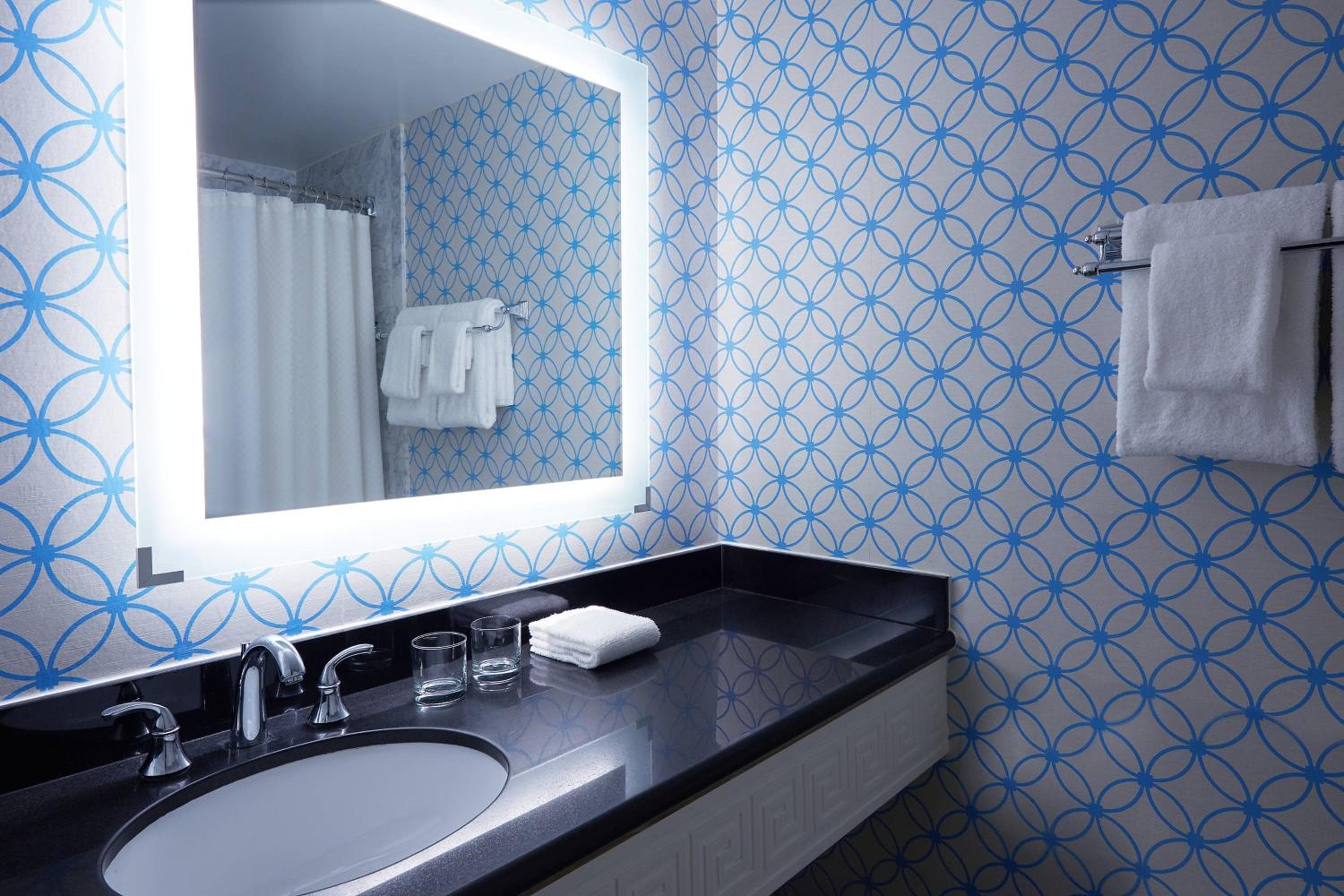 Hyatt Centric Delfina Santa Monica — 23