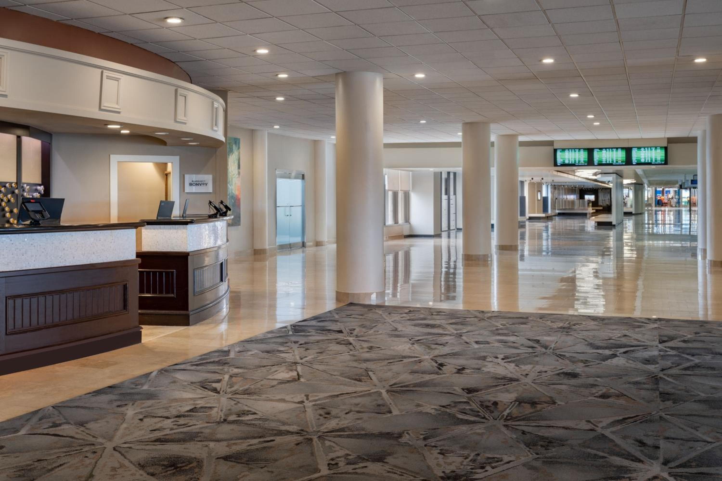 Tampa Airport Marriott — 5