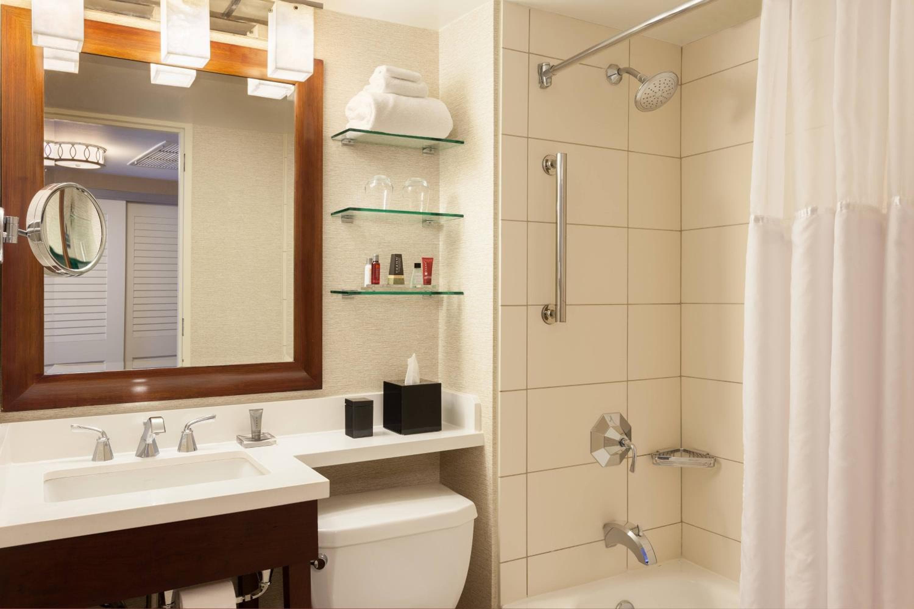 Tampa Airport Marriott — 12