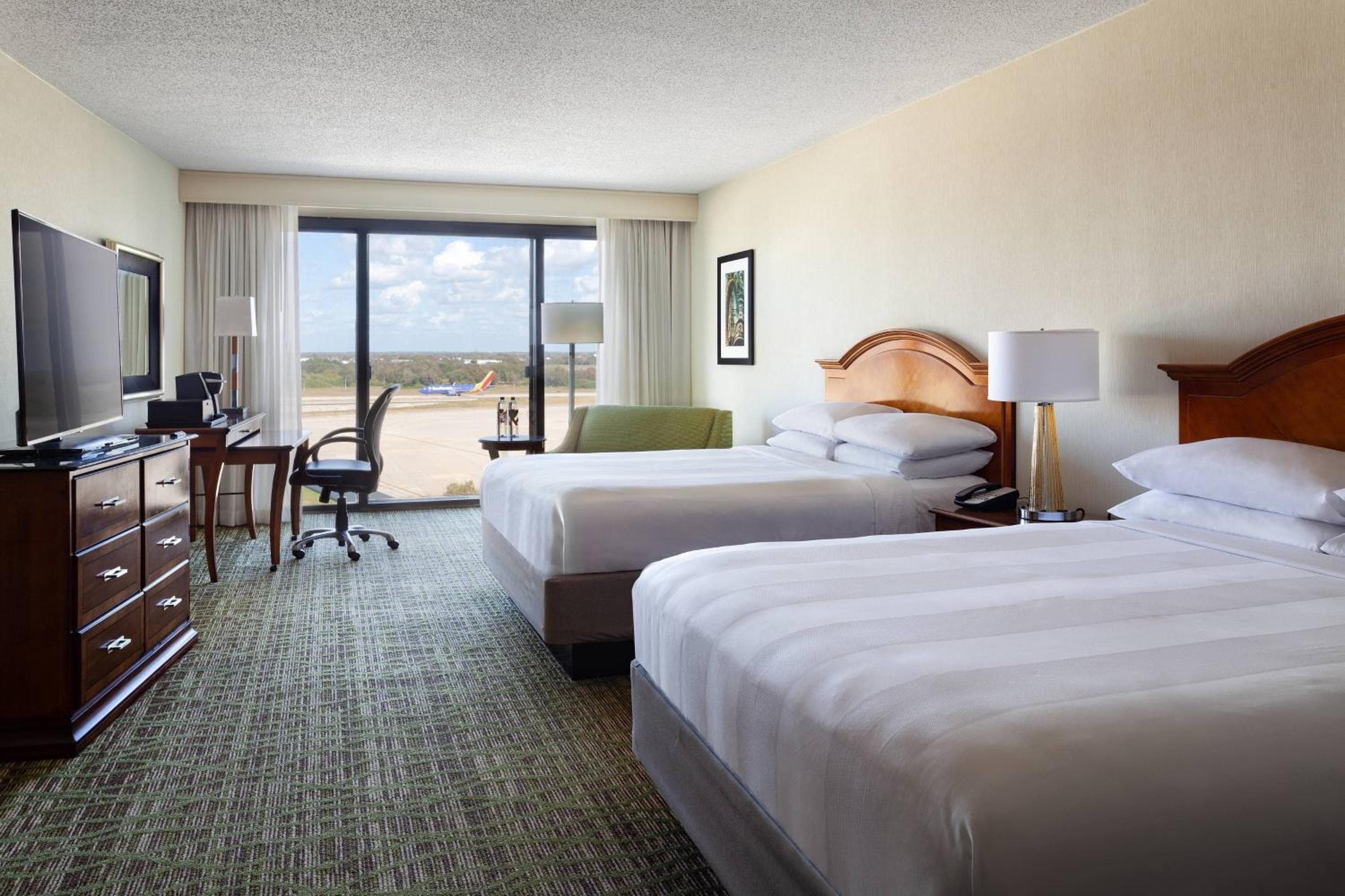 Tampa Airport Marriott — 9