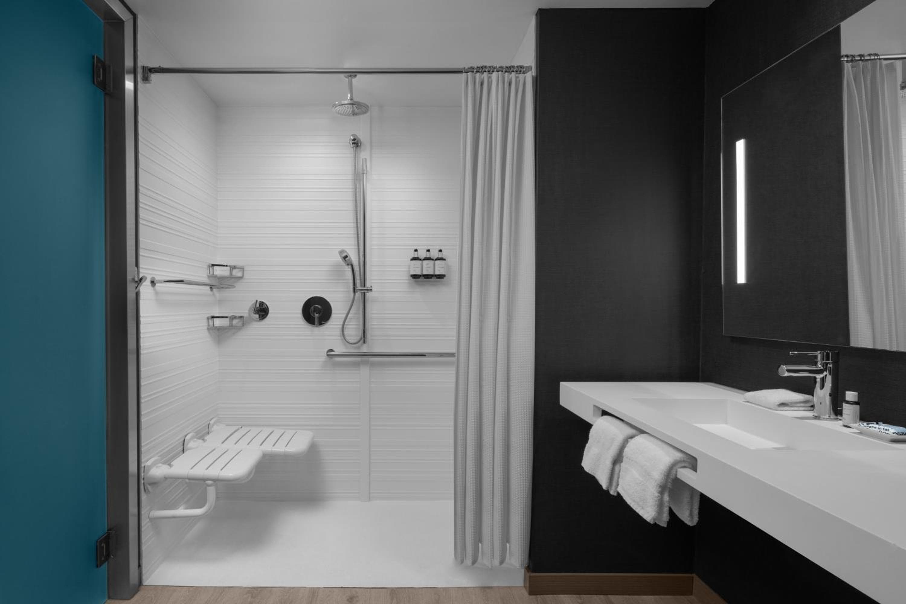 AC Hotel by Marriott Tampa Airport — 14
