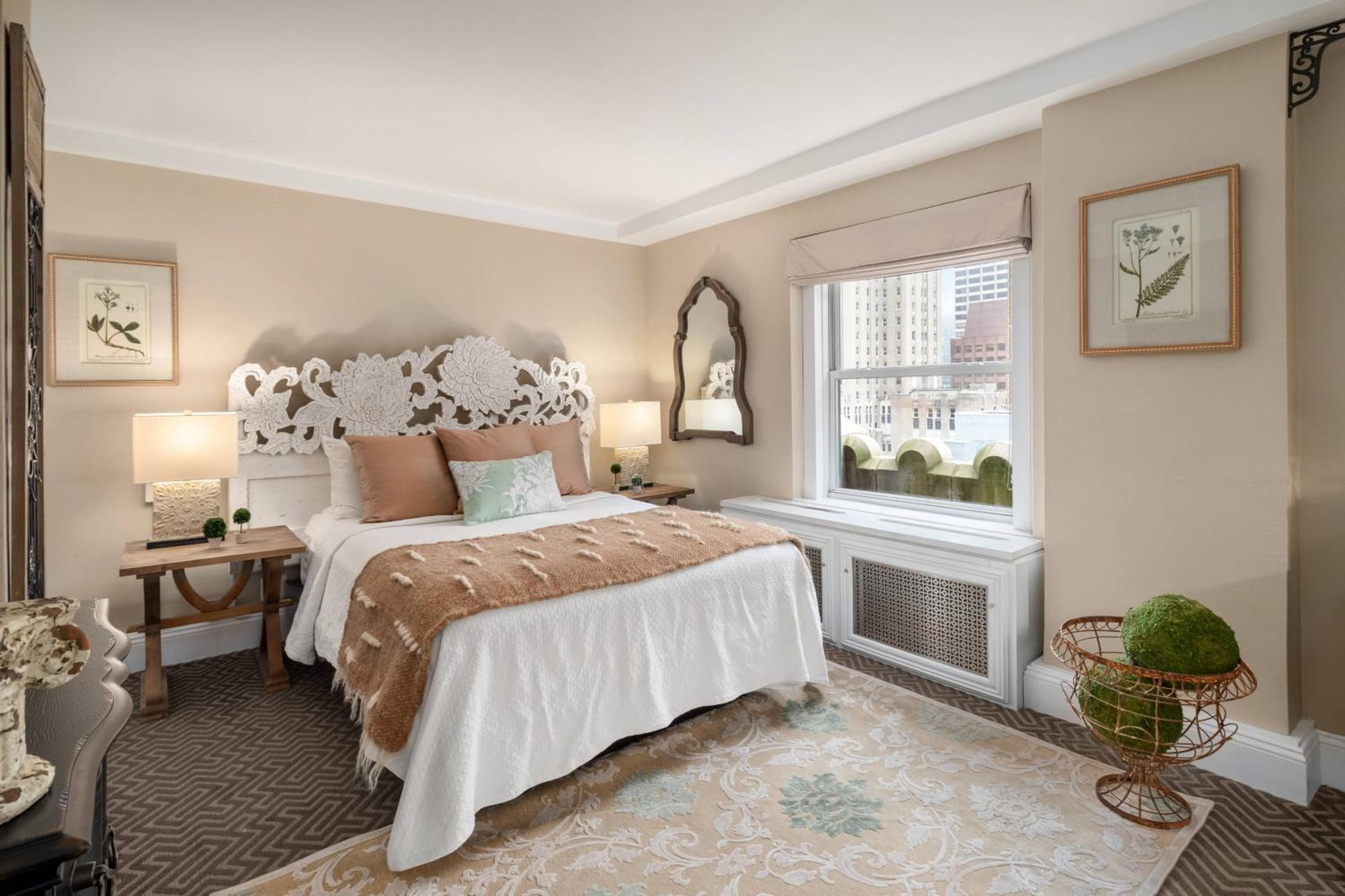 The Lexington Hotel, Autograph Collection — 26