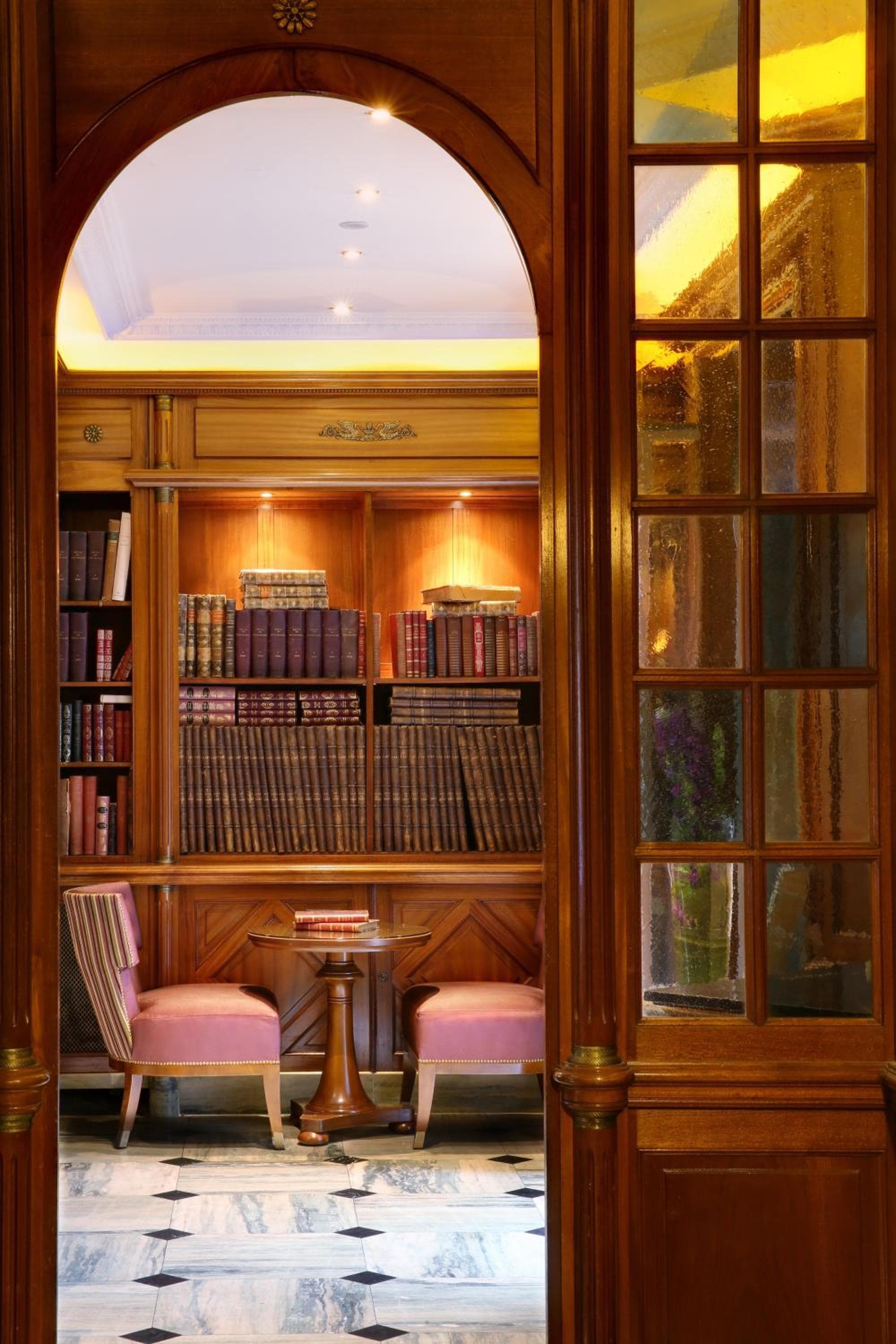 Best Western Premier Trocadero La Tour — 9