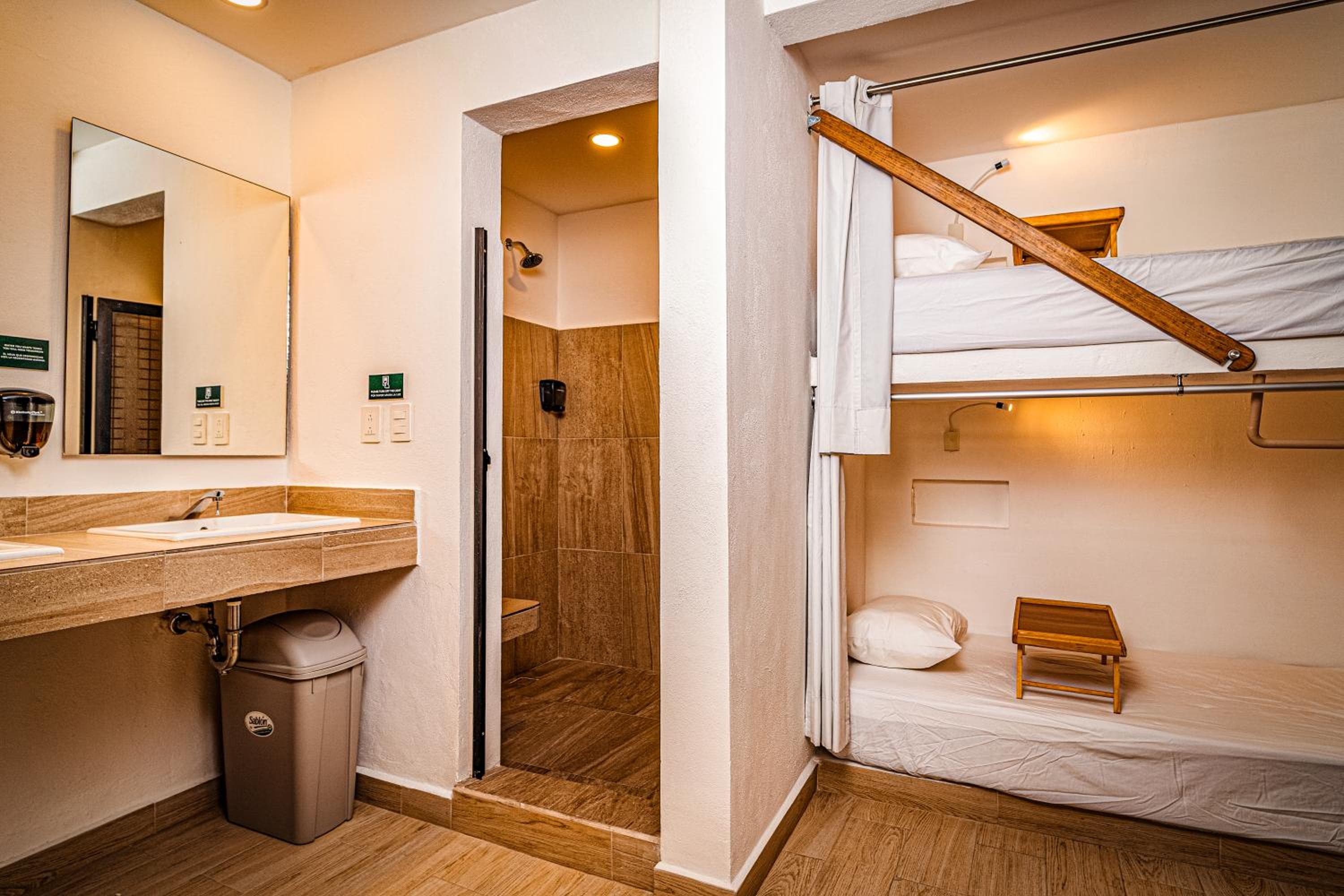 Hostal Fiesta Nómadas — 25