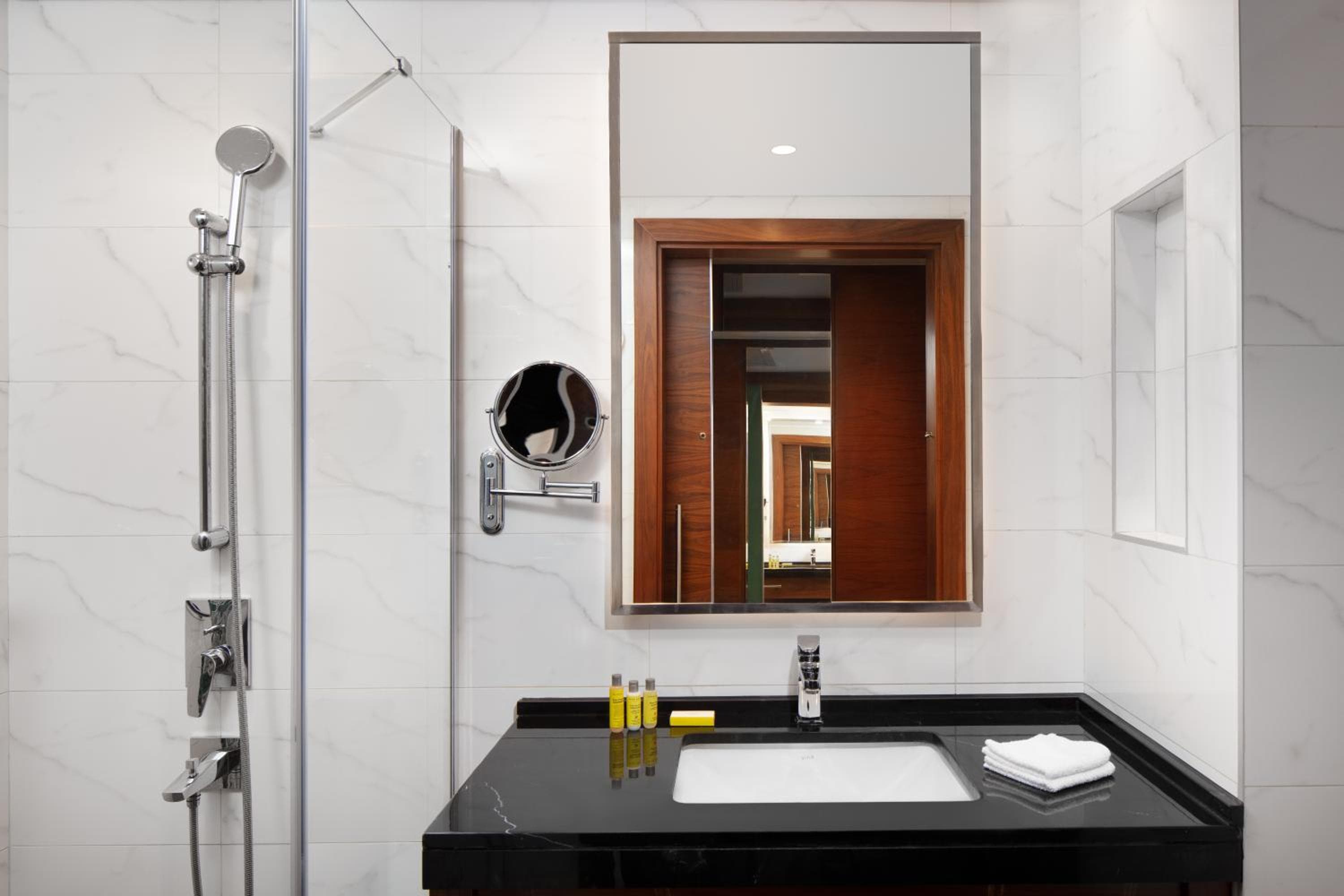 Delta Hotels by Marriott Istanbul Levent — 10