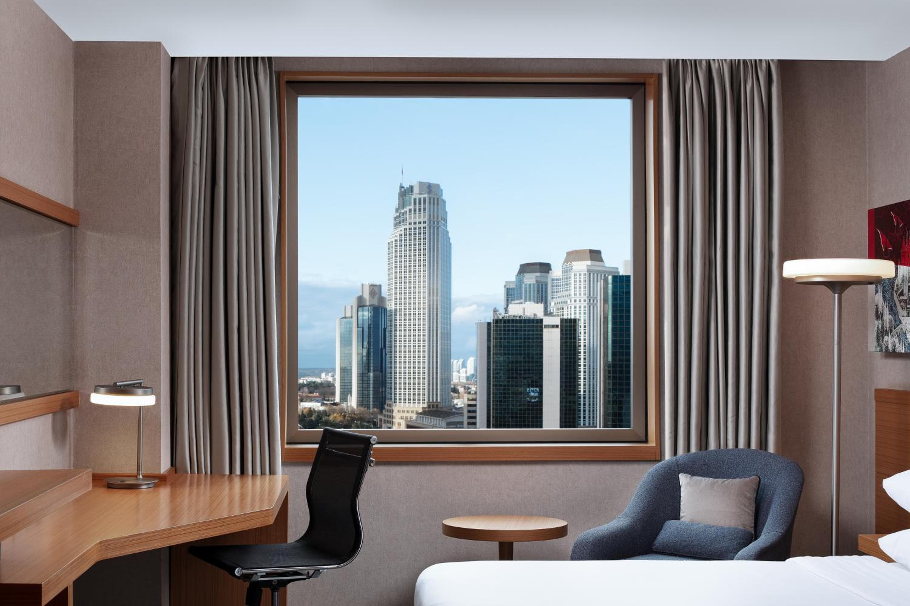 Delta Hotels by Marriott Istanbul Levent — 15