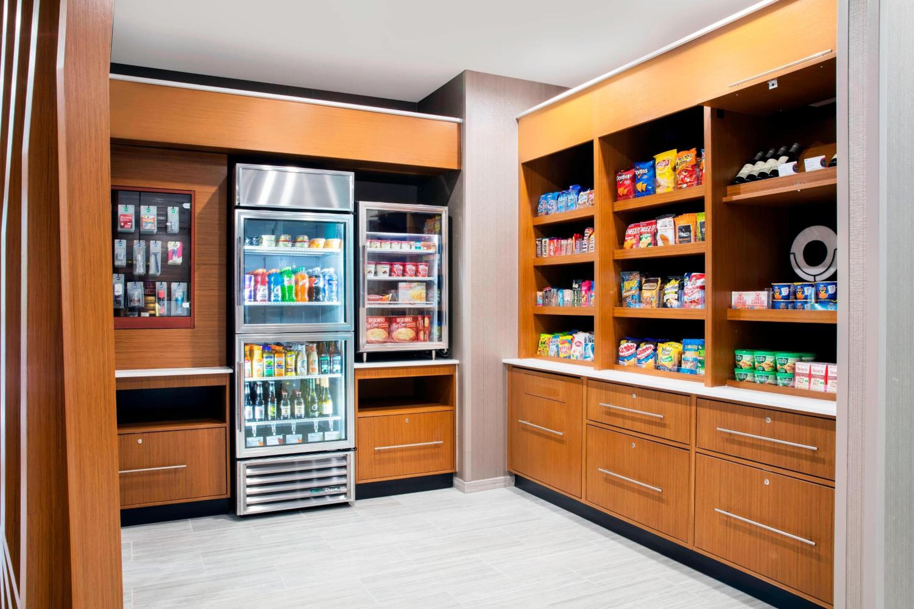 SpringHill Suites by Marriott Miami Doral — 16