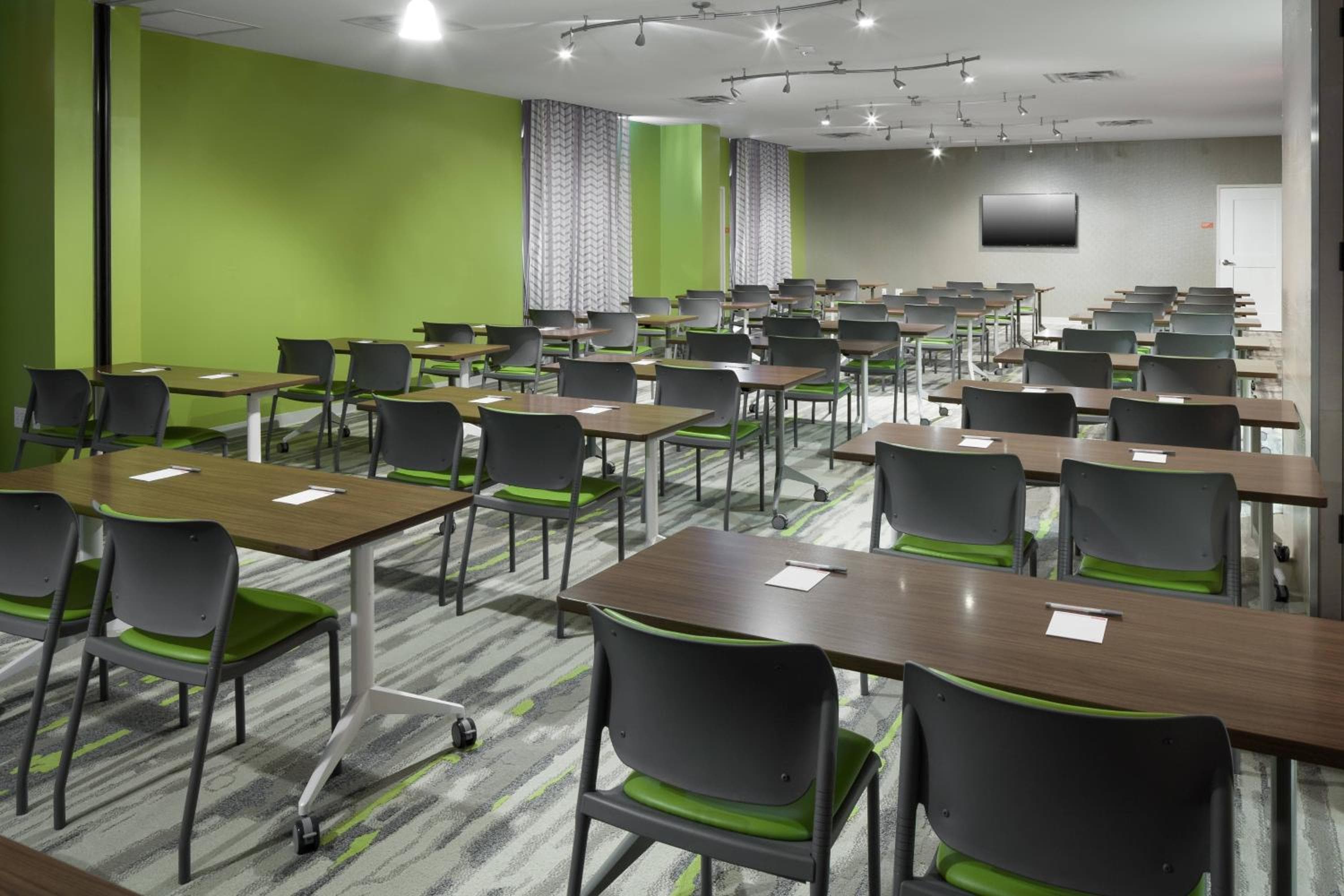 TownePlace Suites by Marriott Orlando at SeaWorld — 10