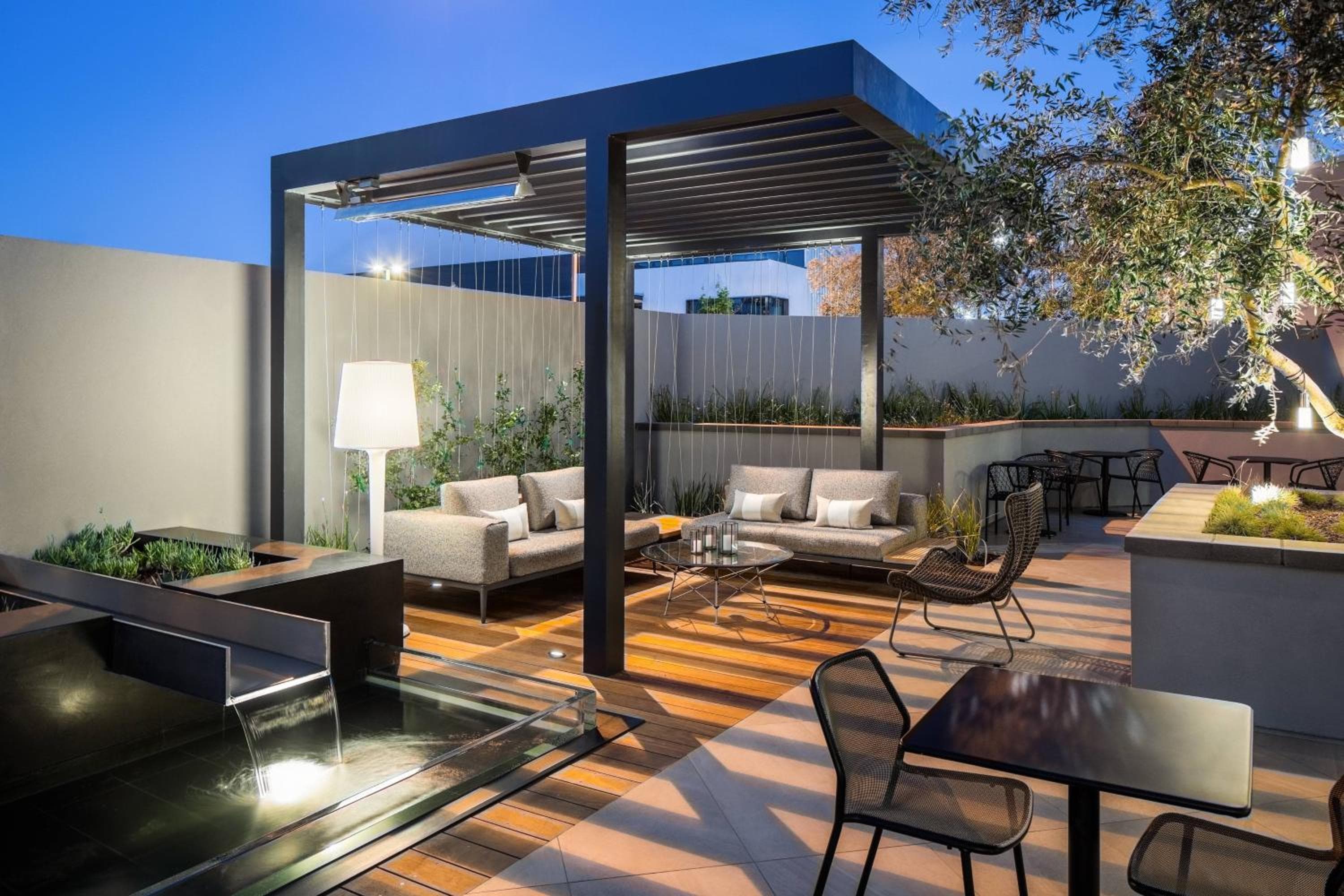 AC Hotel by Marriott Los Angeles South Bay — 27
