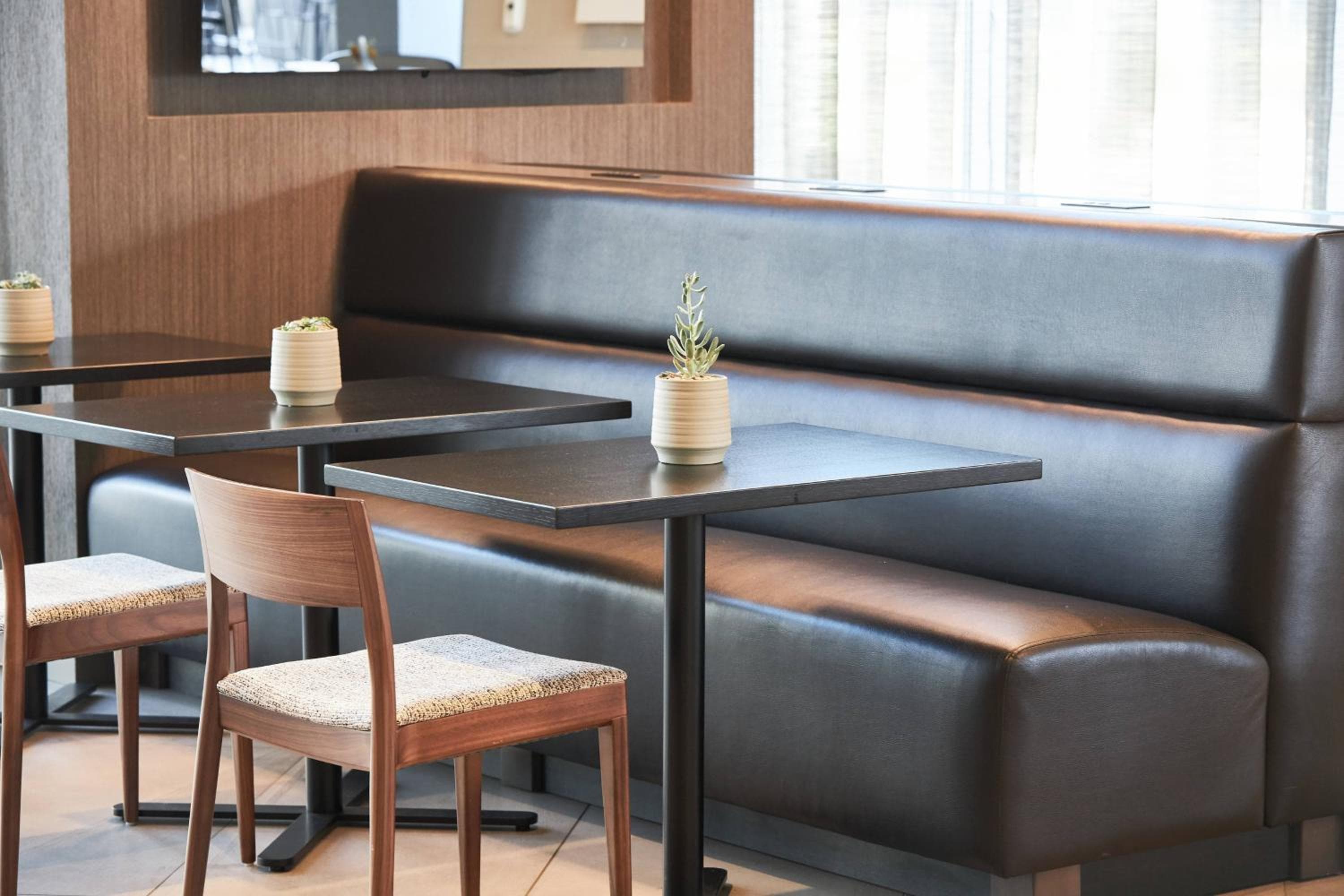 AC Hotel by Marriott Los Angeles South Bay — 19
