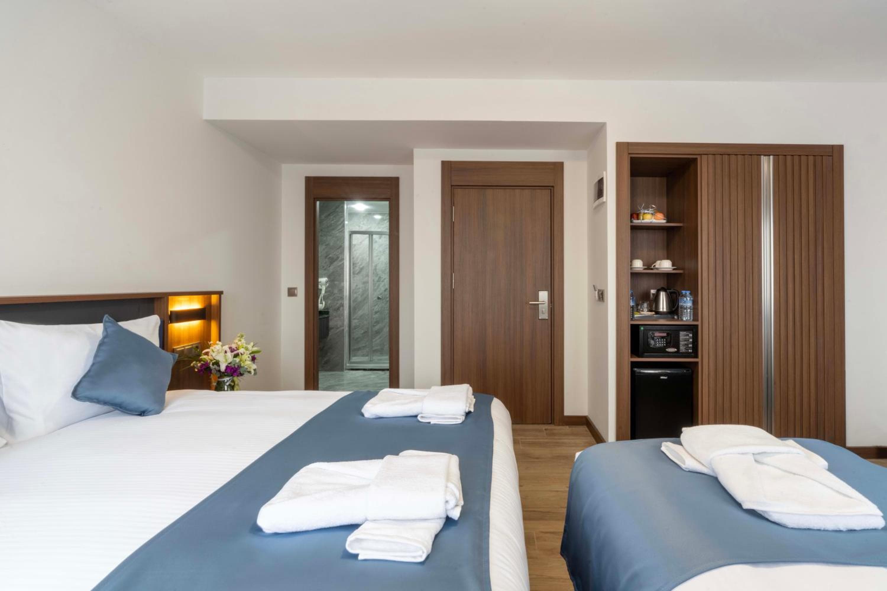 THE BOSFOR HOTEL — 22