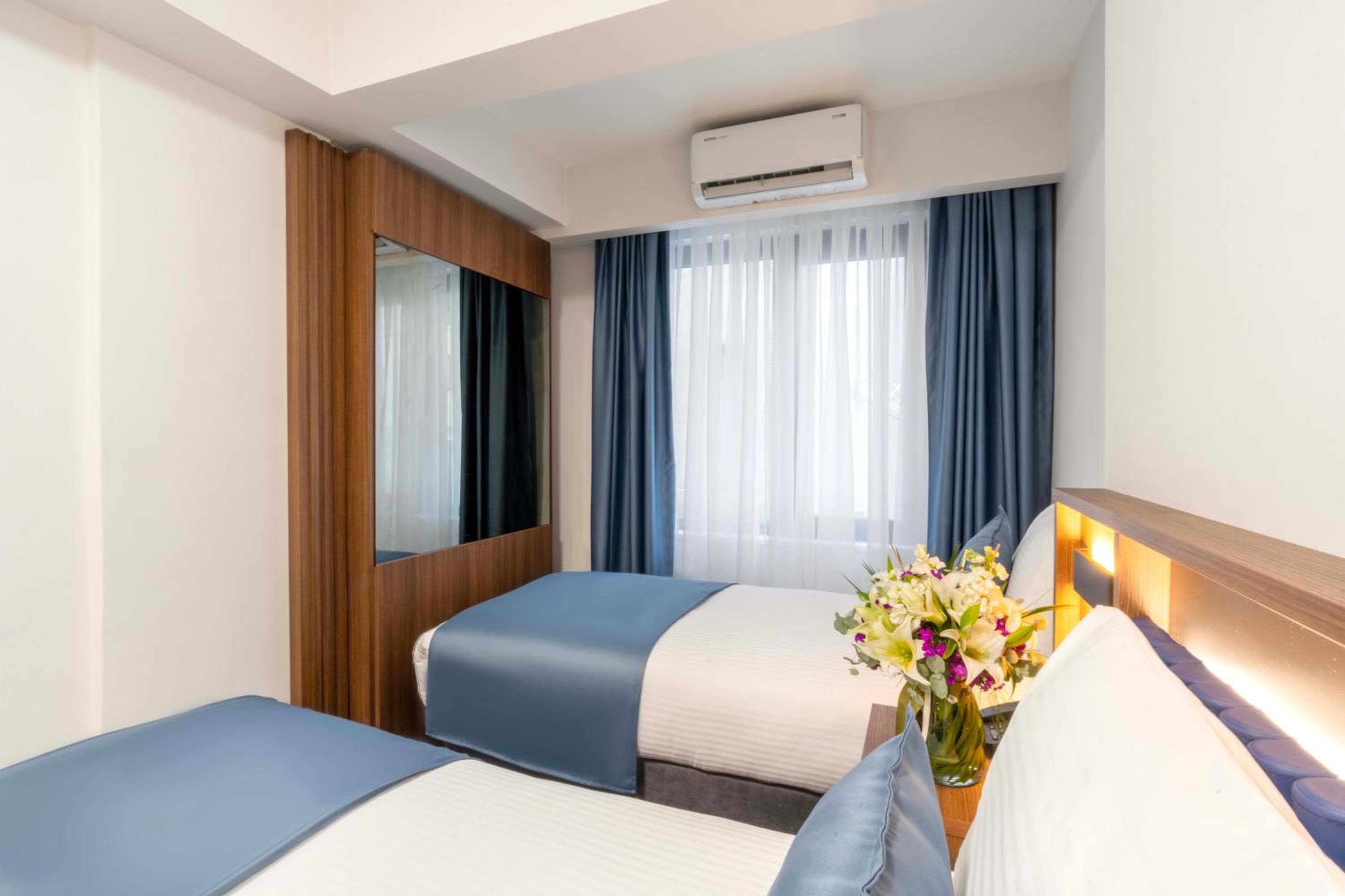 THE BOSFOR HOTEL — 29