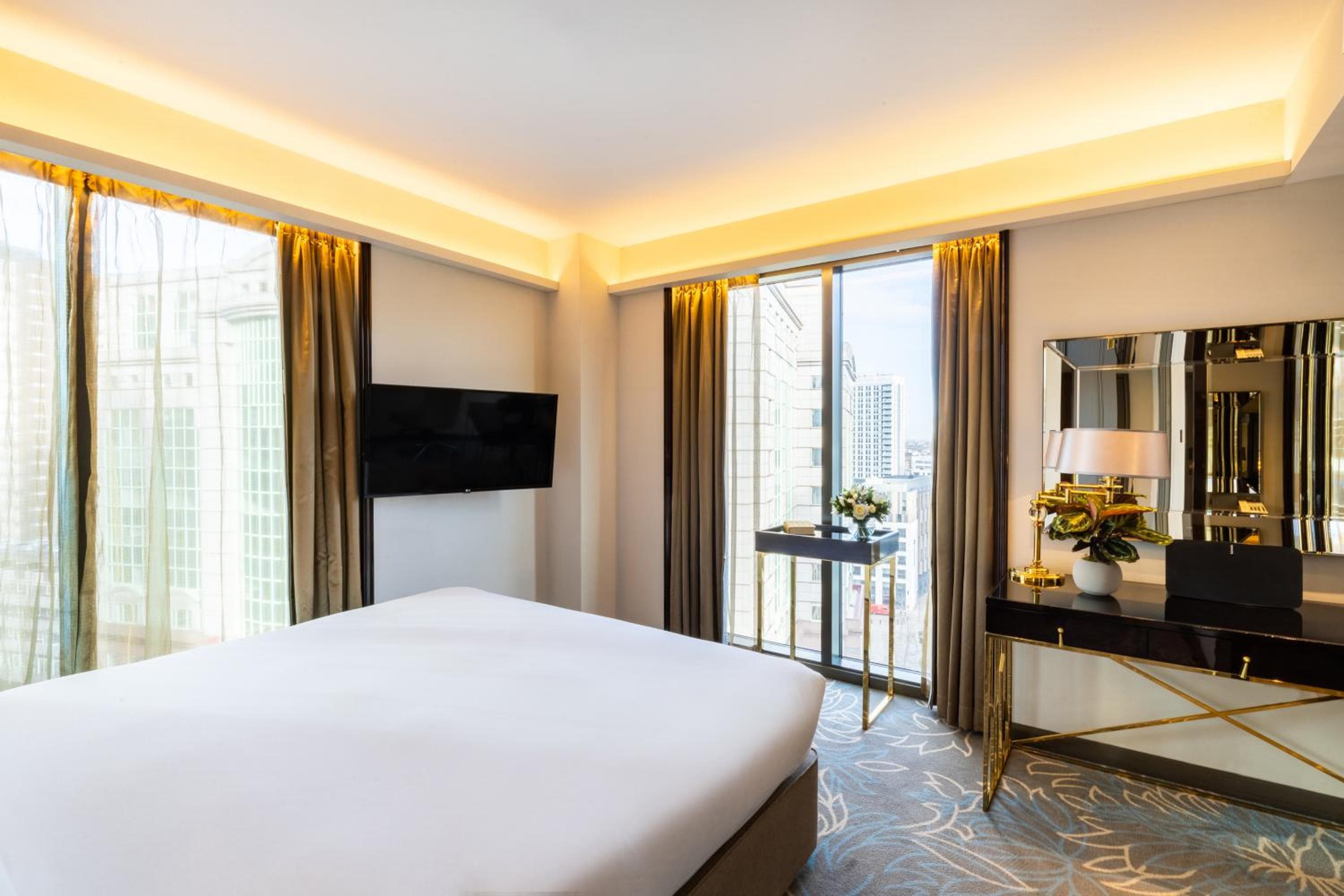 Hotel Saint London — 19