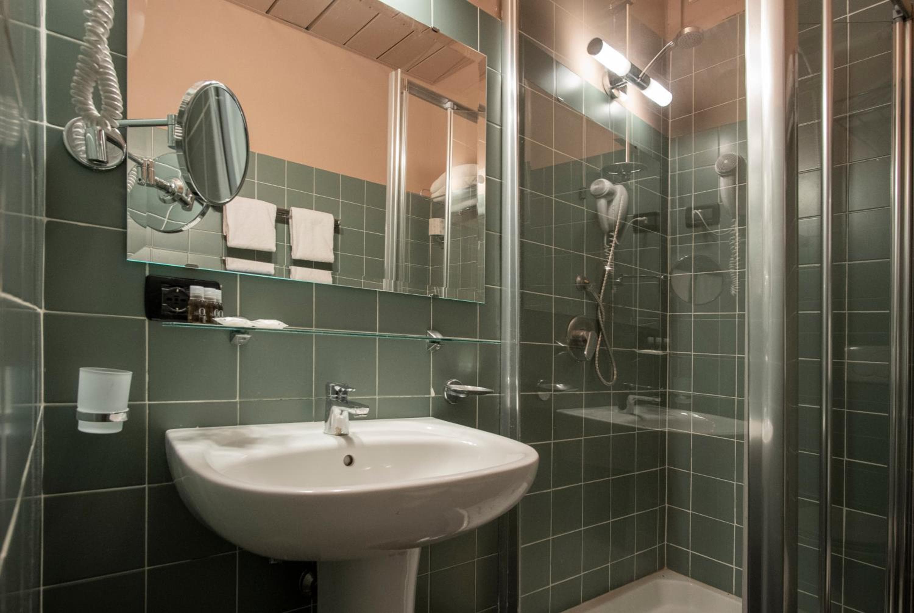 Hotel Milani — 11