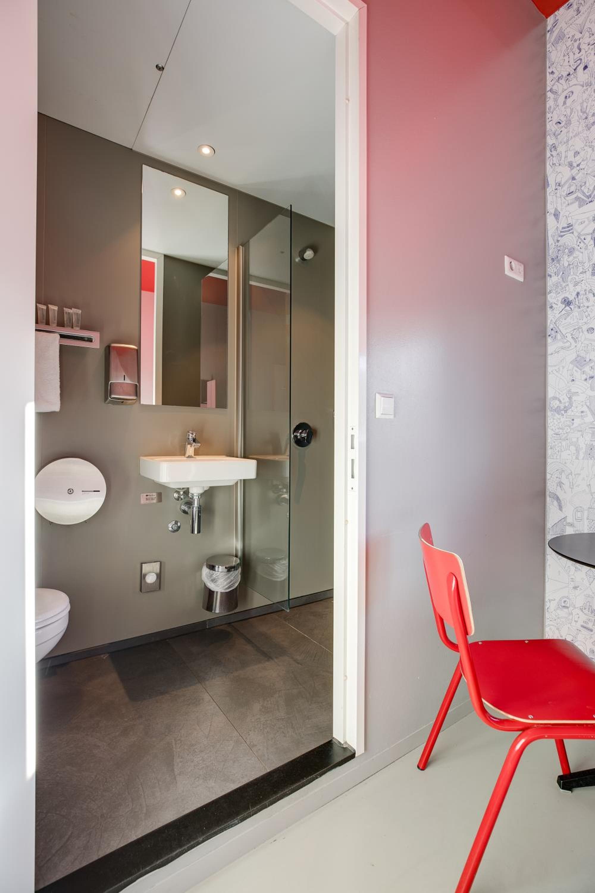 ClinkNOORD Hostel — 27