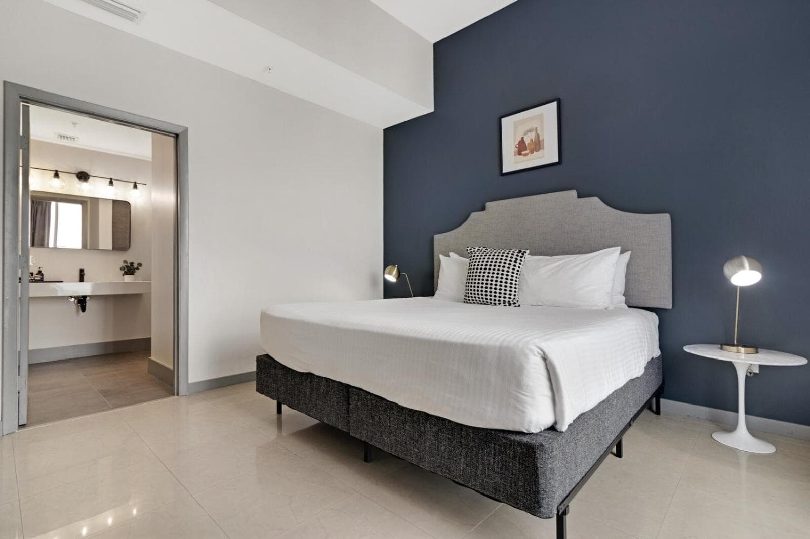 Roami im Habitat Brickell — 12