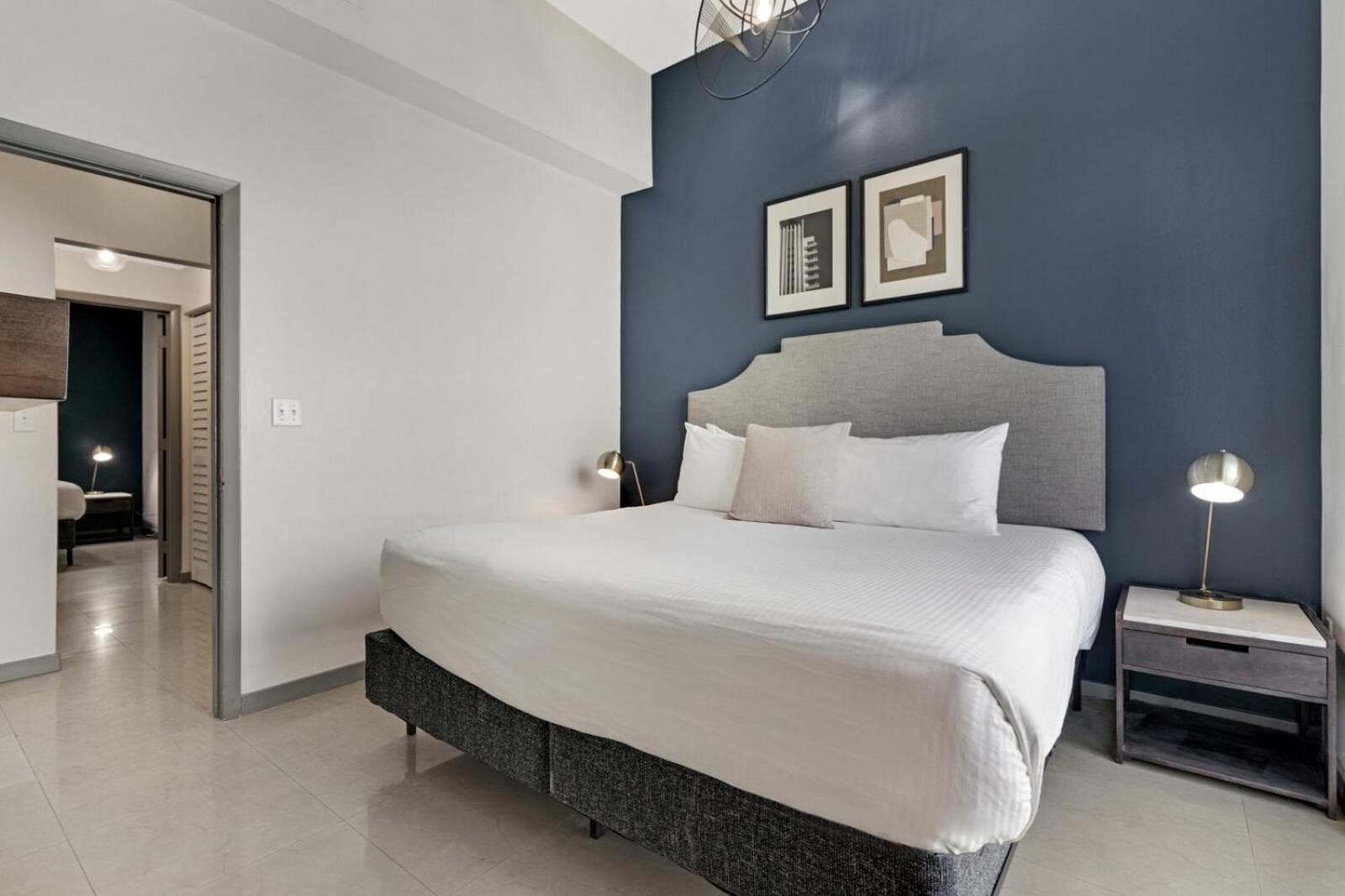Roami im Habitat Brickell — 13