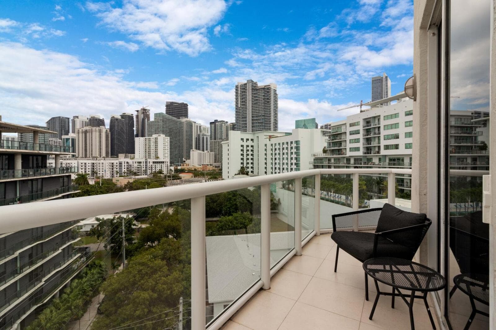 Roami im Habitat Brickell — 15
