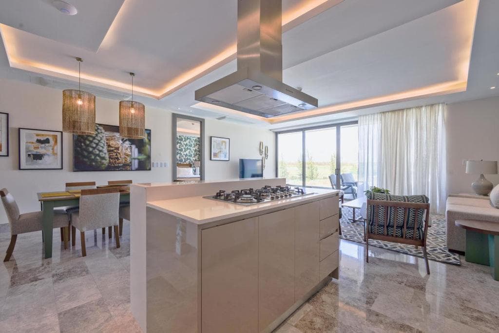 ll Lago at Juanillo Beach — 12