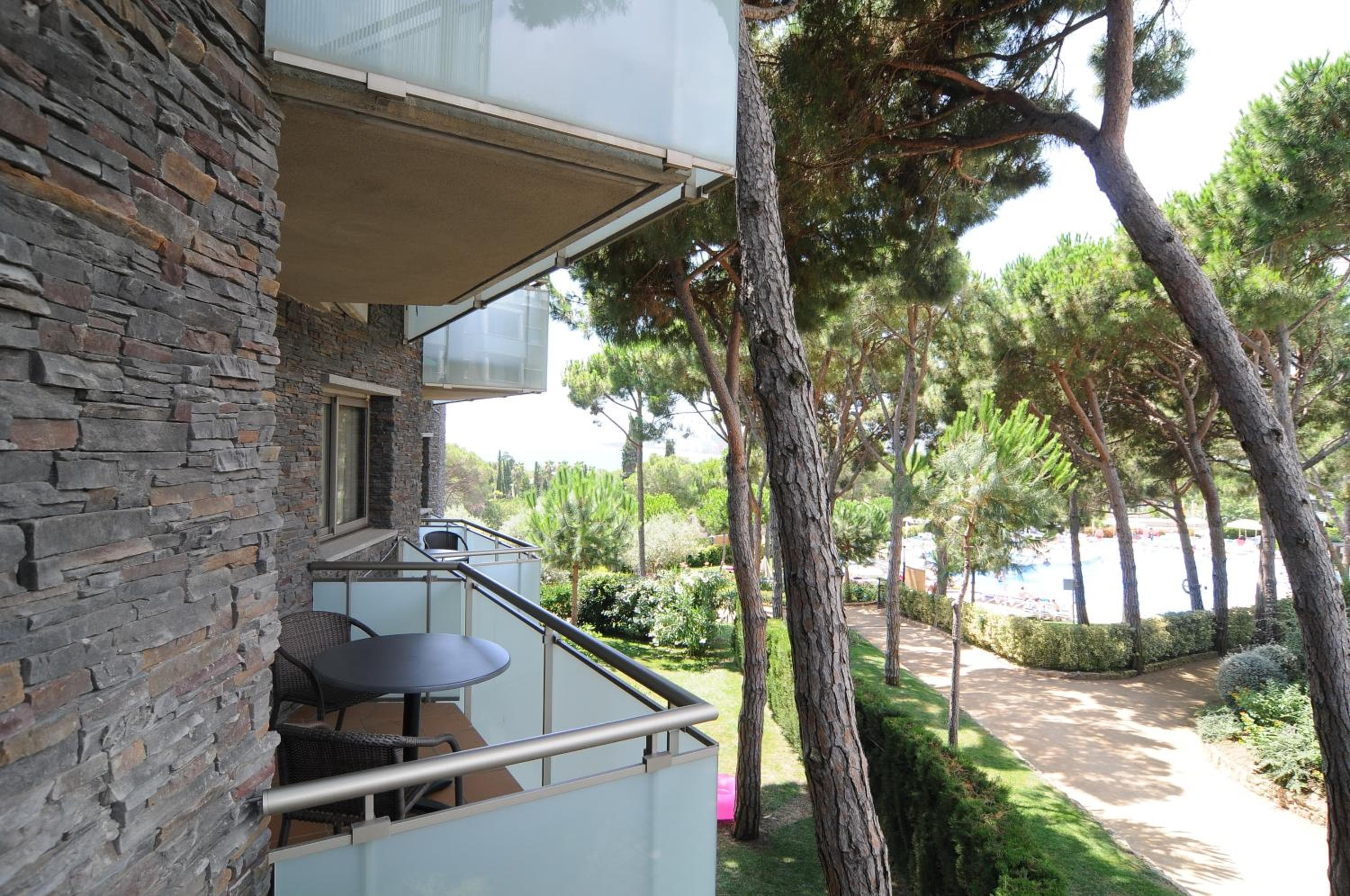Aparthotel Ciutat de Palol — 26