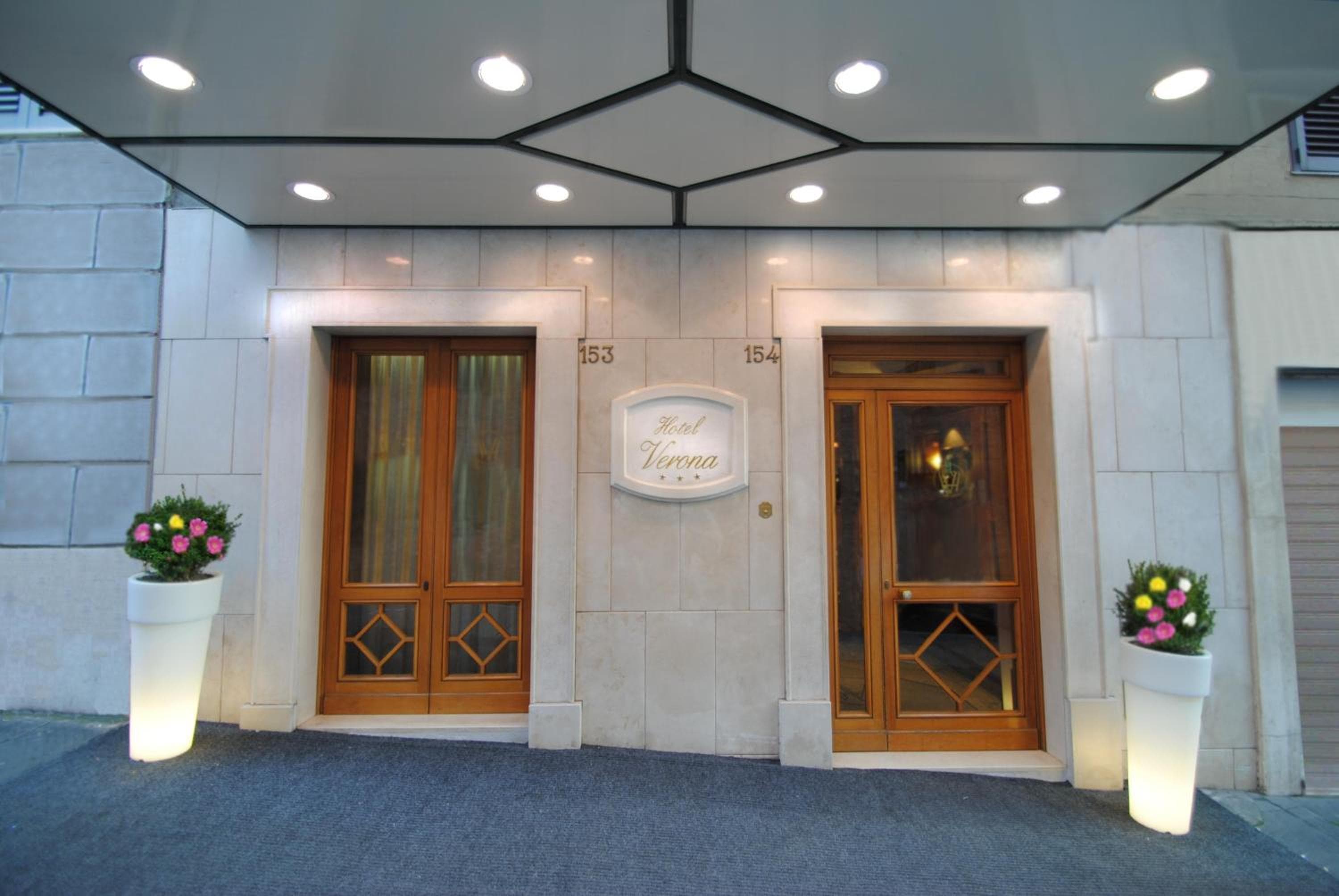 Hotel Verona Roma — 1