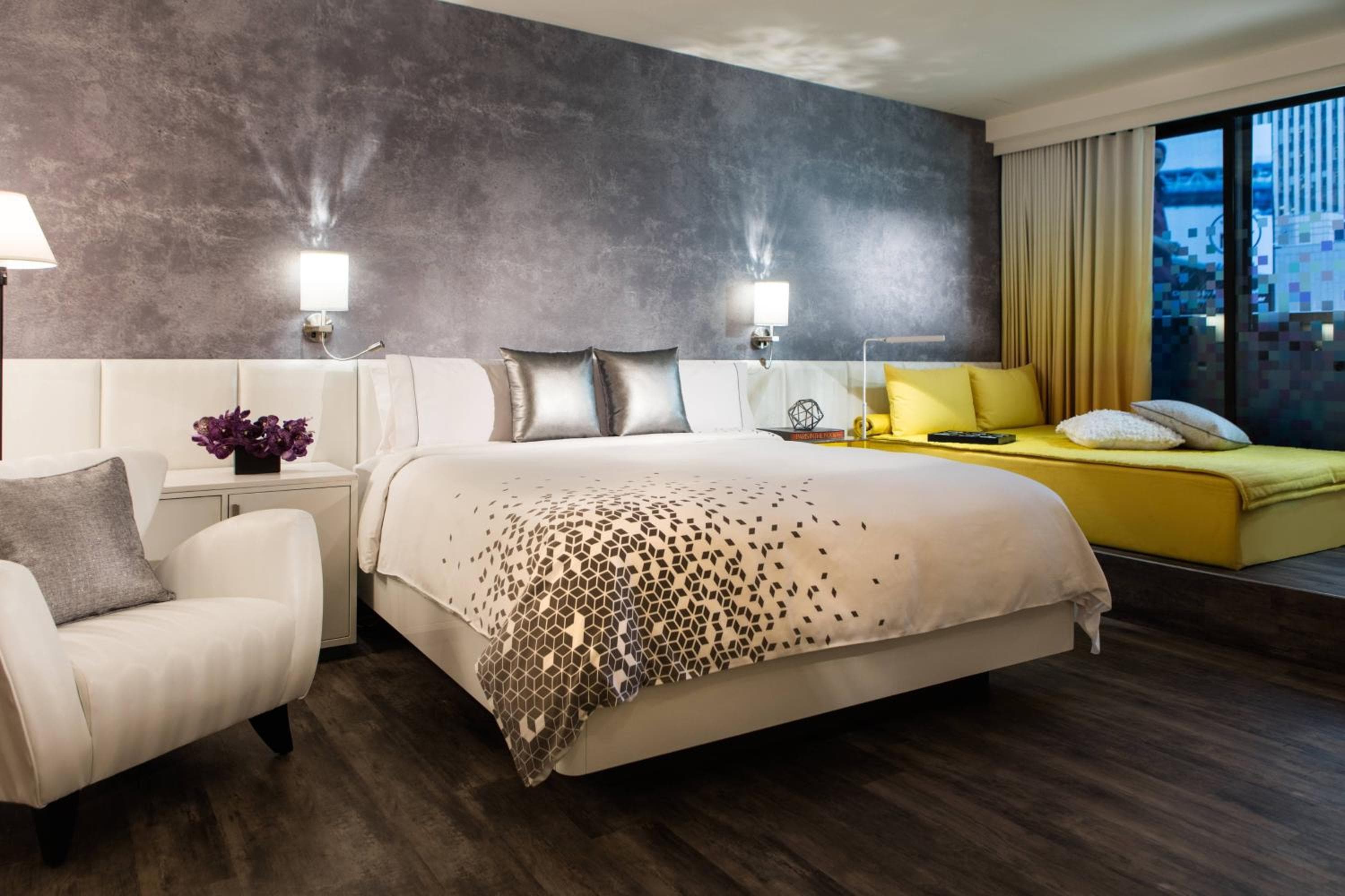 Renaissance New York Times Square by Marriott — 13