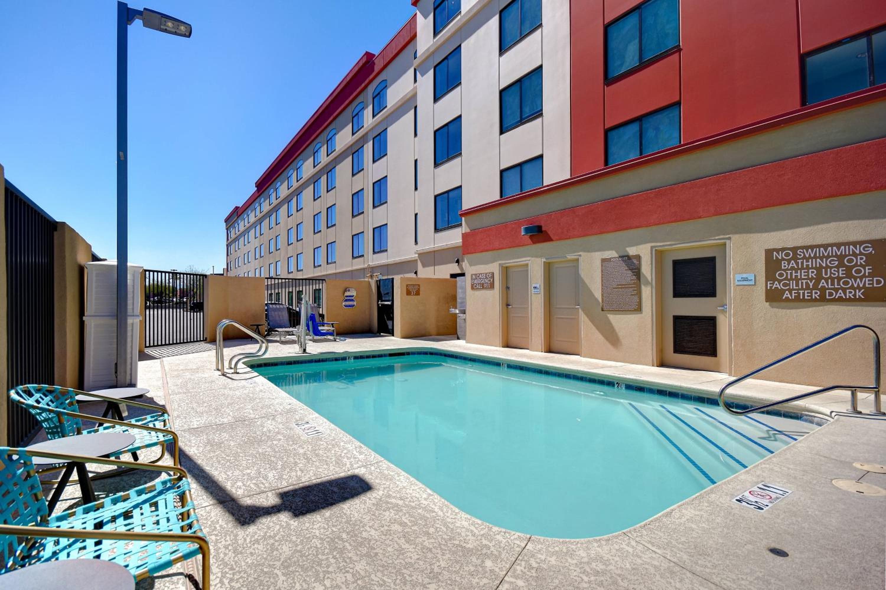 Fairfield Inn & Suites Las Vegas Airport South — 4