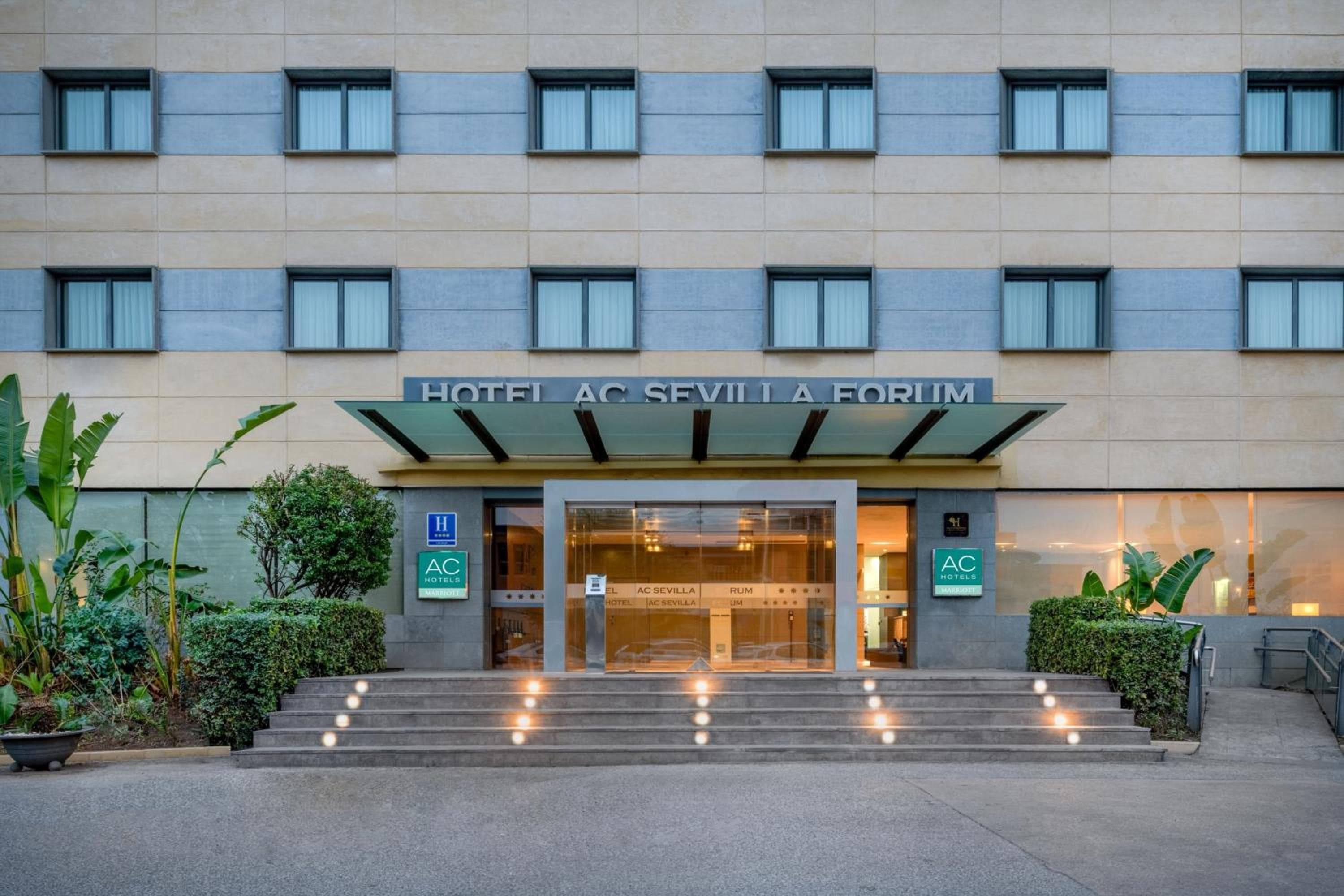 AC Hotel Sevilla Fórum by Marriott — 12