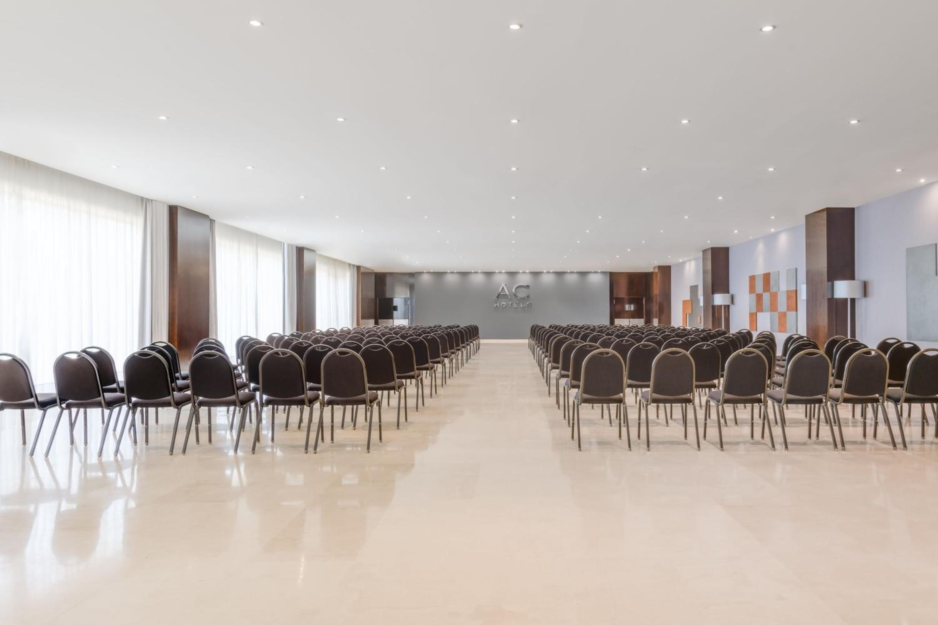 AC Hotel Sevilla Fórum by Marriott — 18