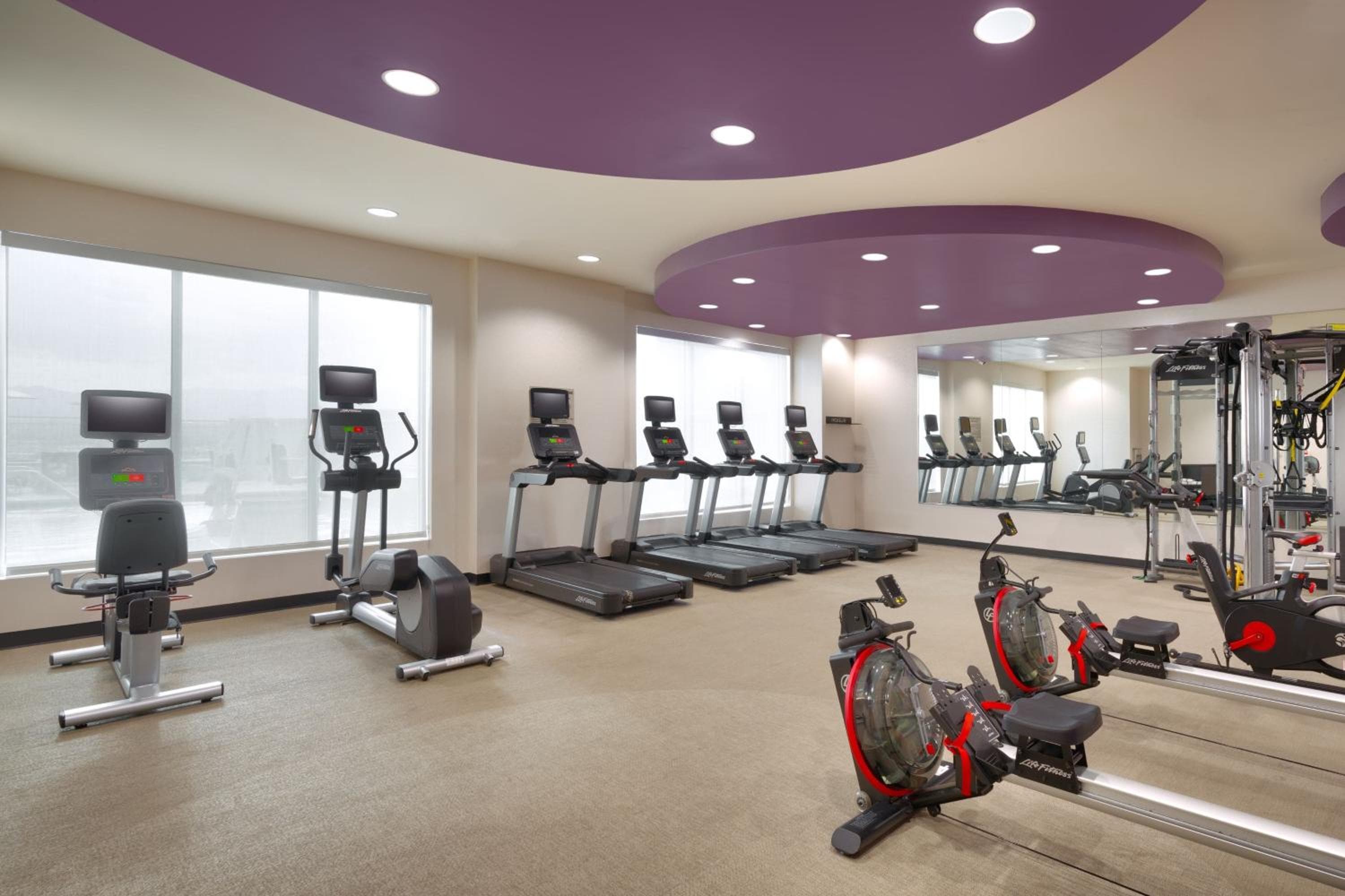 SpringHill Suites by Marriott Las Vegas Convention Center — 13