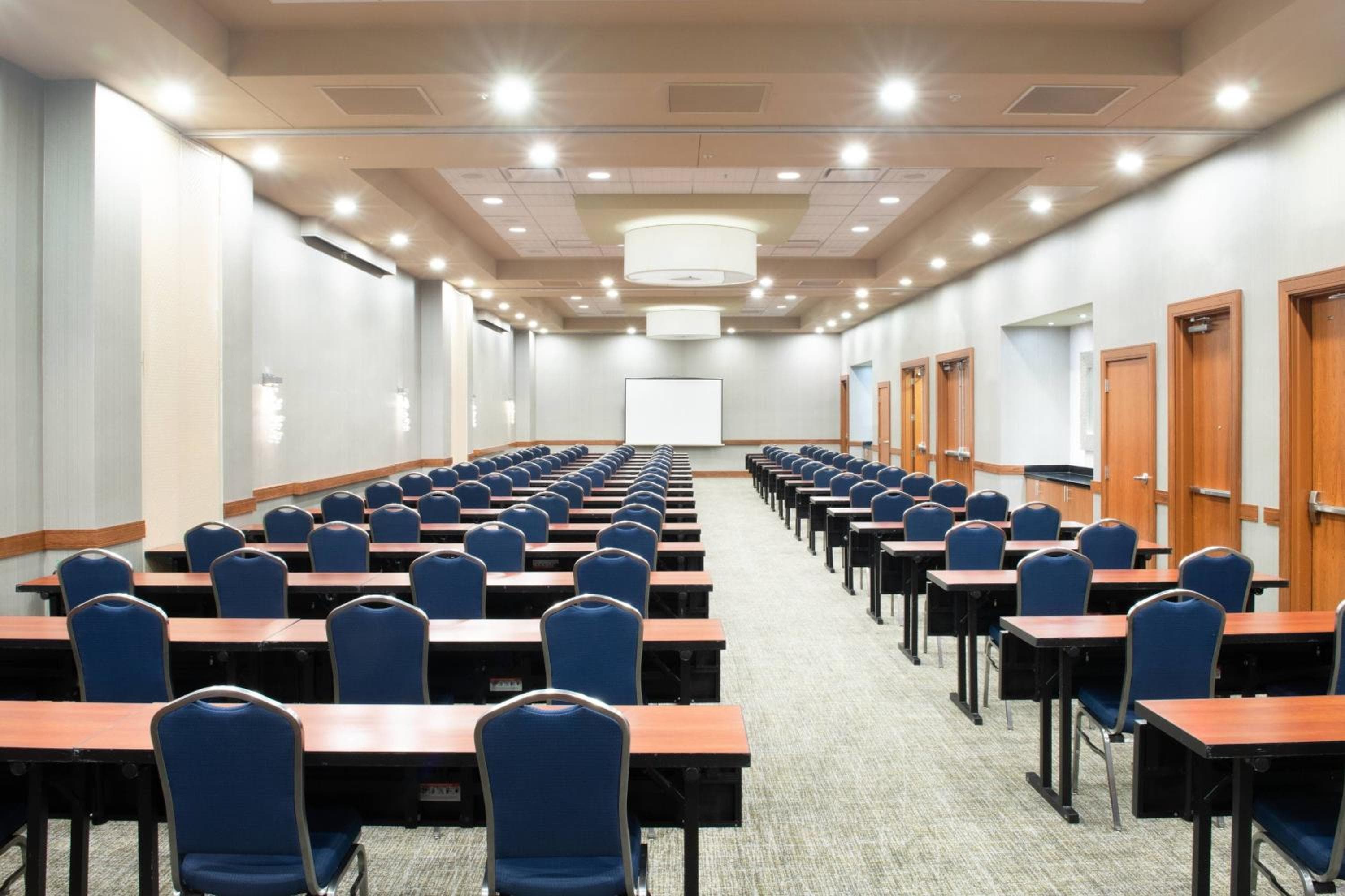 SpringHill Suites by Marriott Las Vegas Convention Center — 30