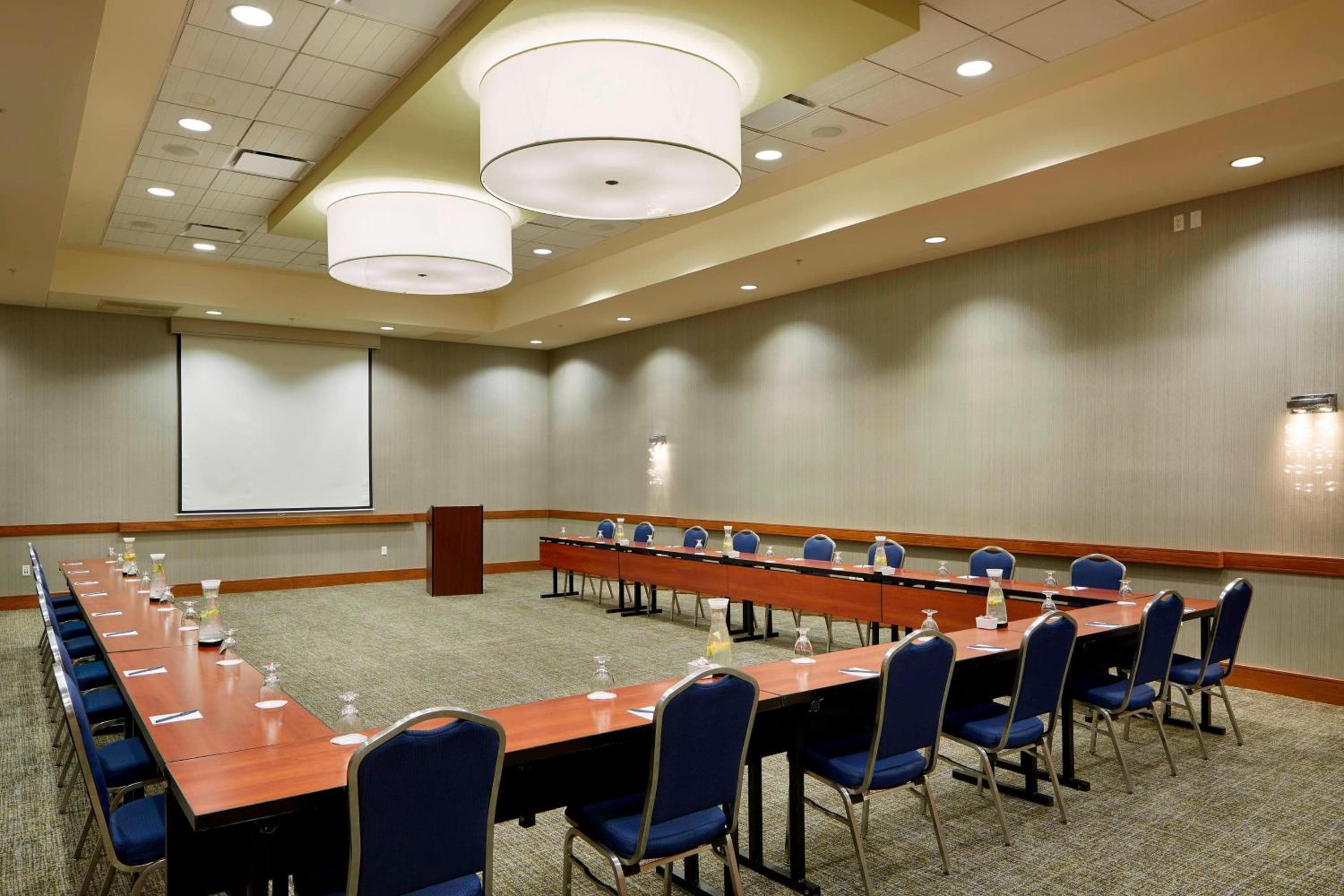 SpringHill Suites by Marriott Las Vegas Convention Center — 20