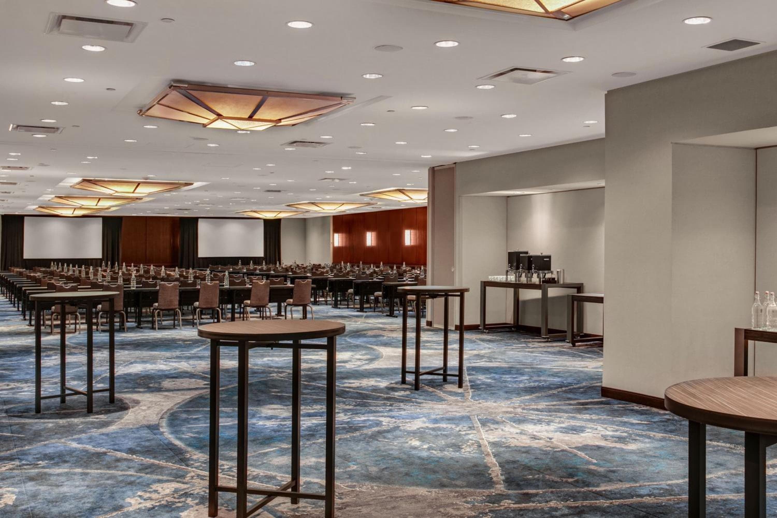 New York Marriott Marquis — 29