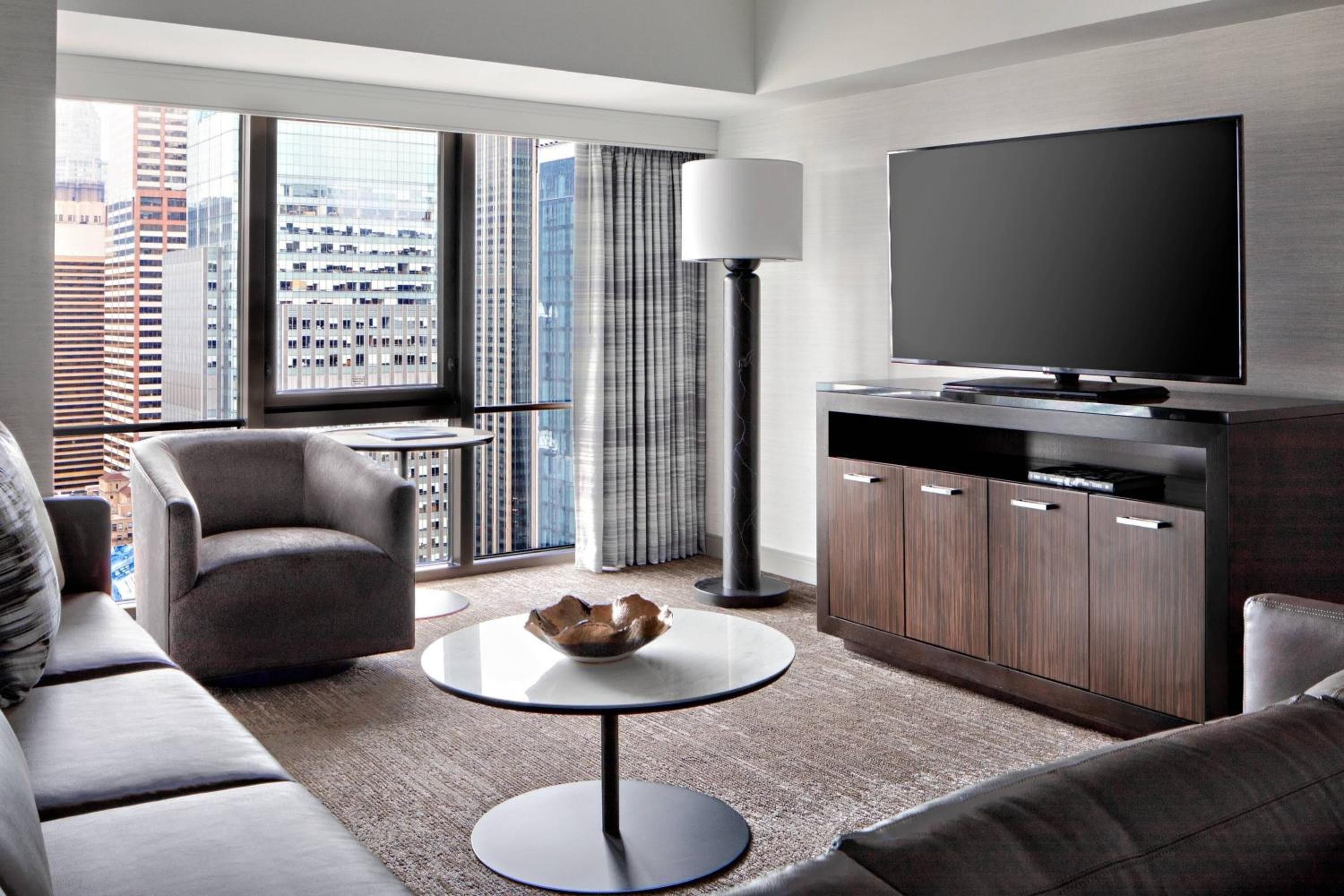 New York Marriott Marquis — 29