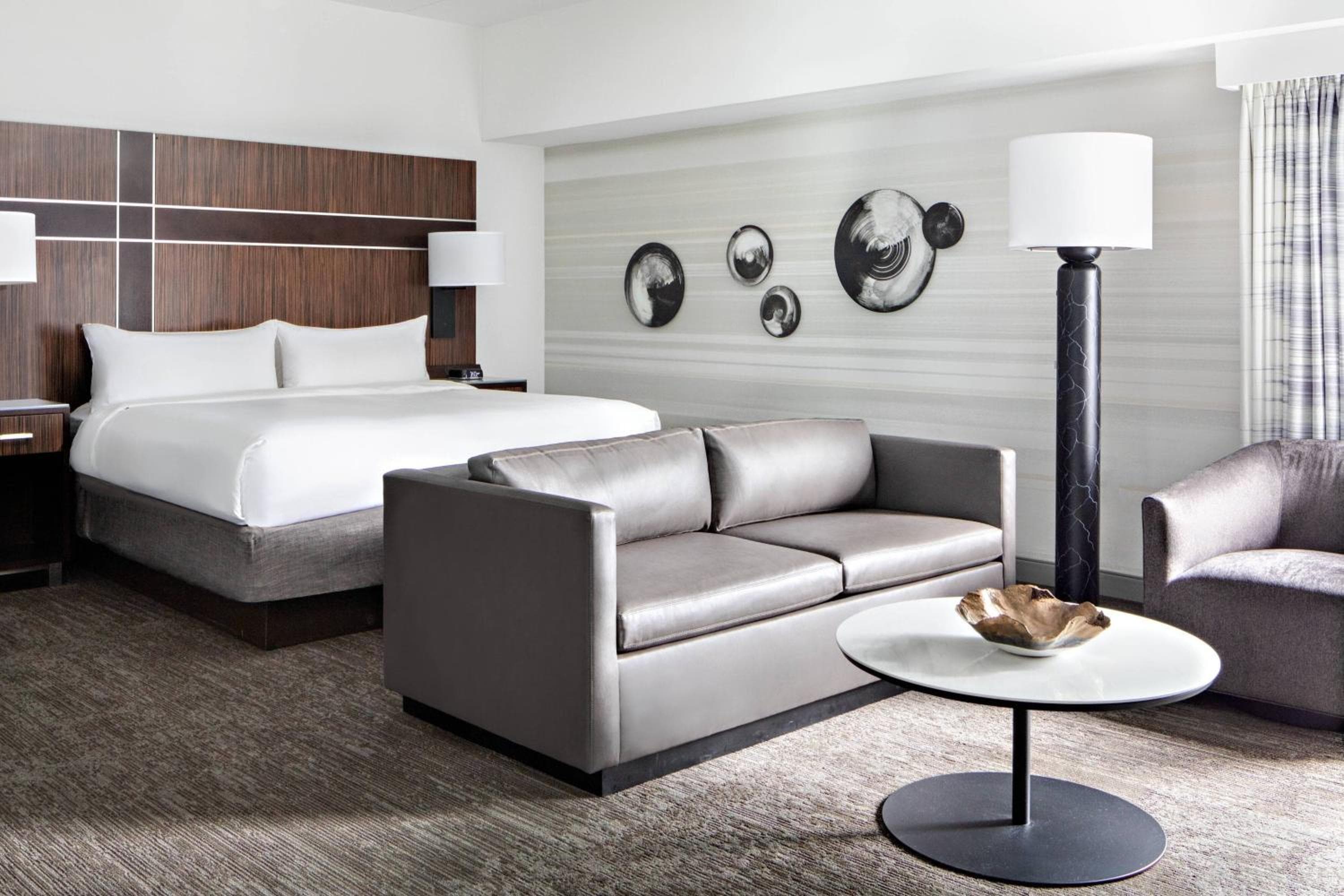 New York Marriott Marquis — 30