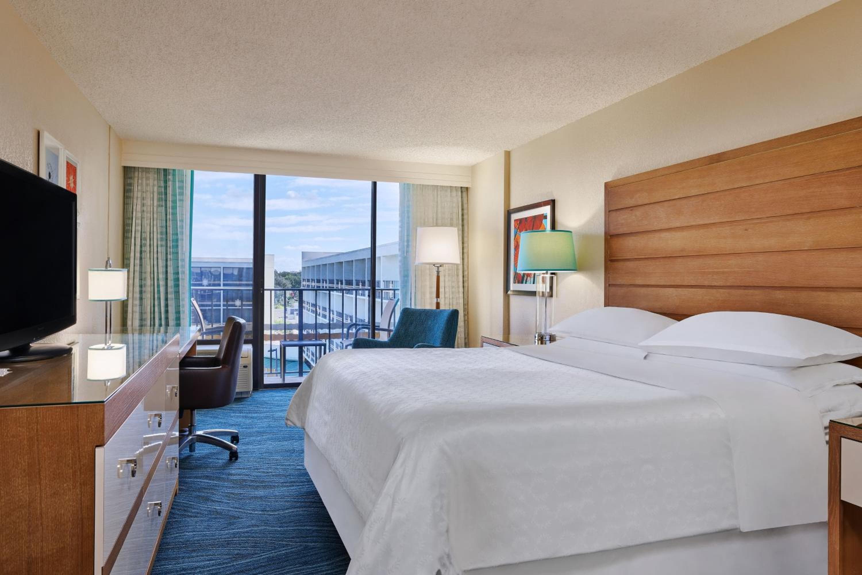 Sheraton Orlando Lake Buena Vista Resort — 3