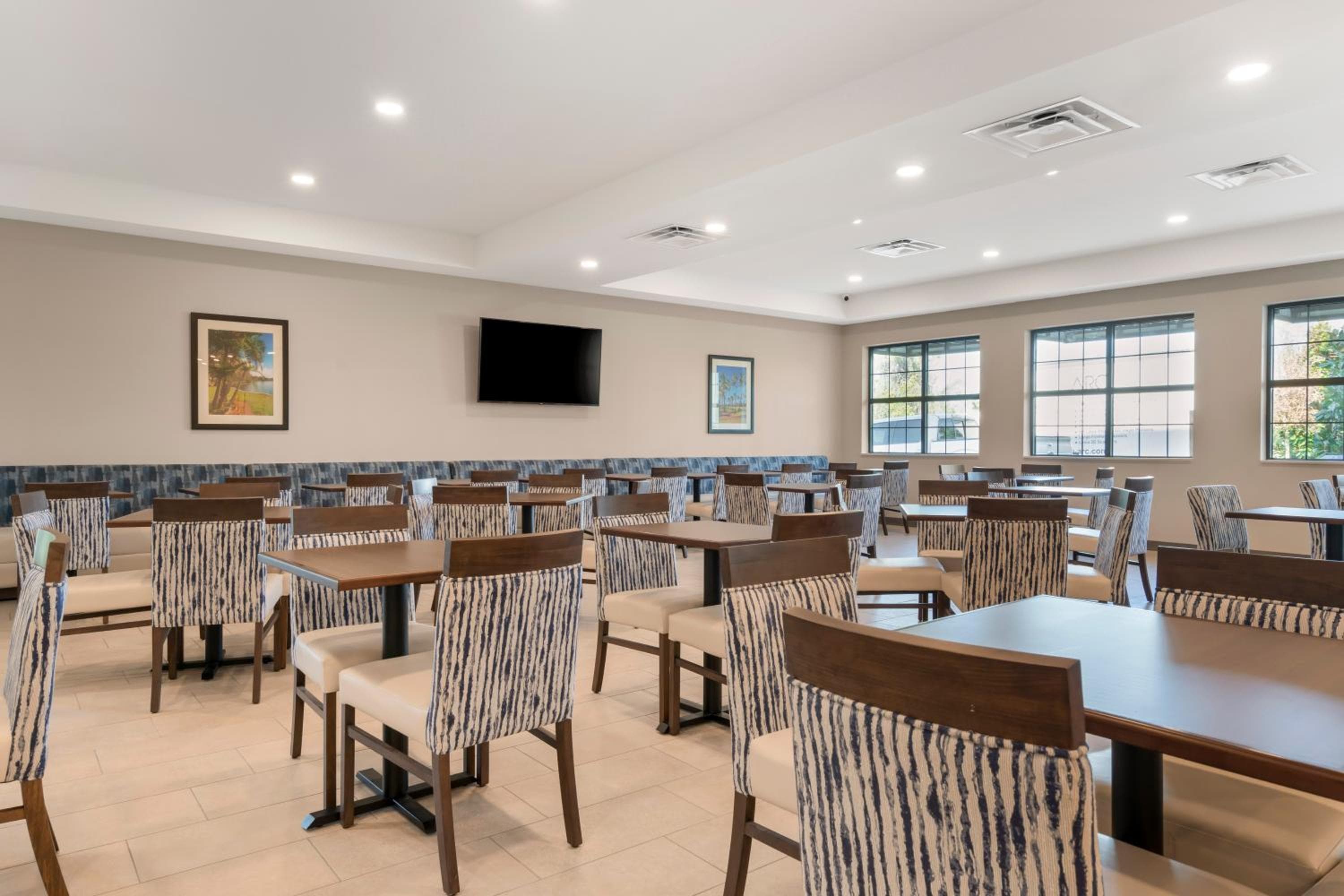 Pestana Orlando Suites - Lake Buena Vista — 24