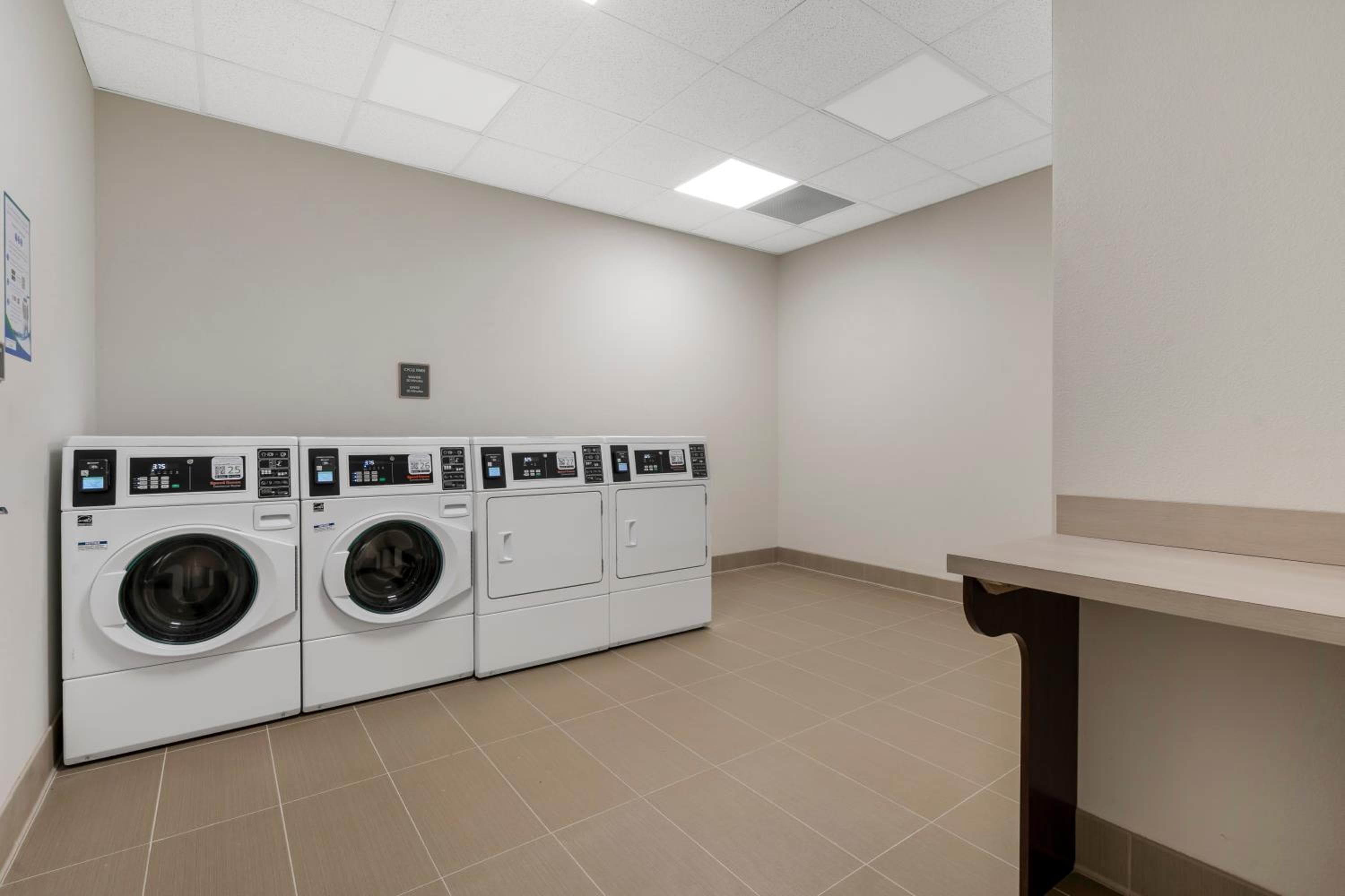 Pestana Orlando Suites - Lake Buena Vista — 22