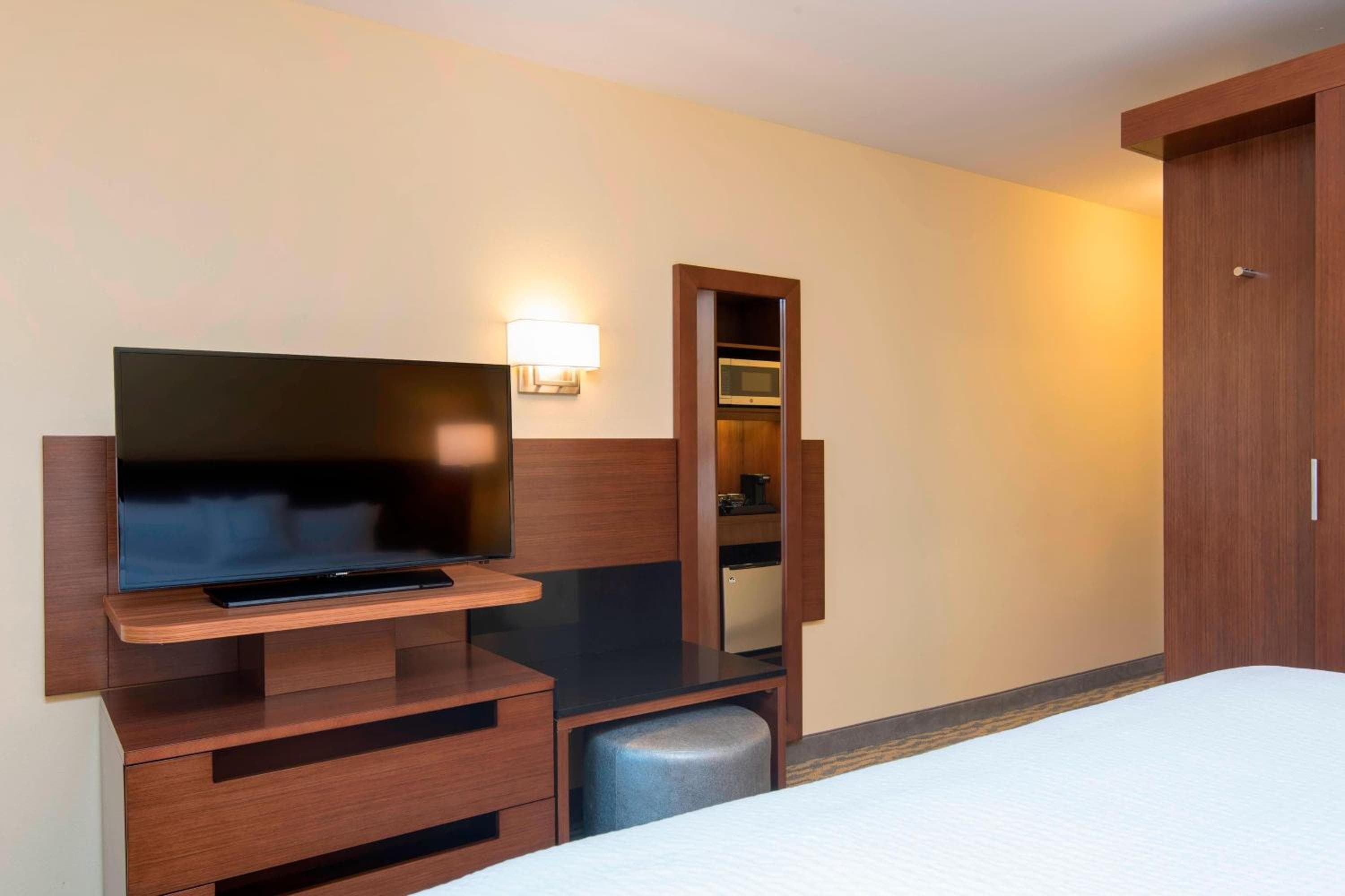 Fairfield Inn & Suites by Marriott Tampa Westshore/Aeropuerto — 8