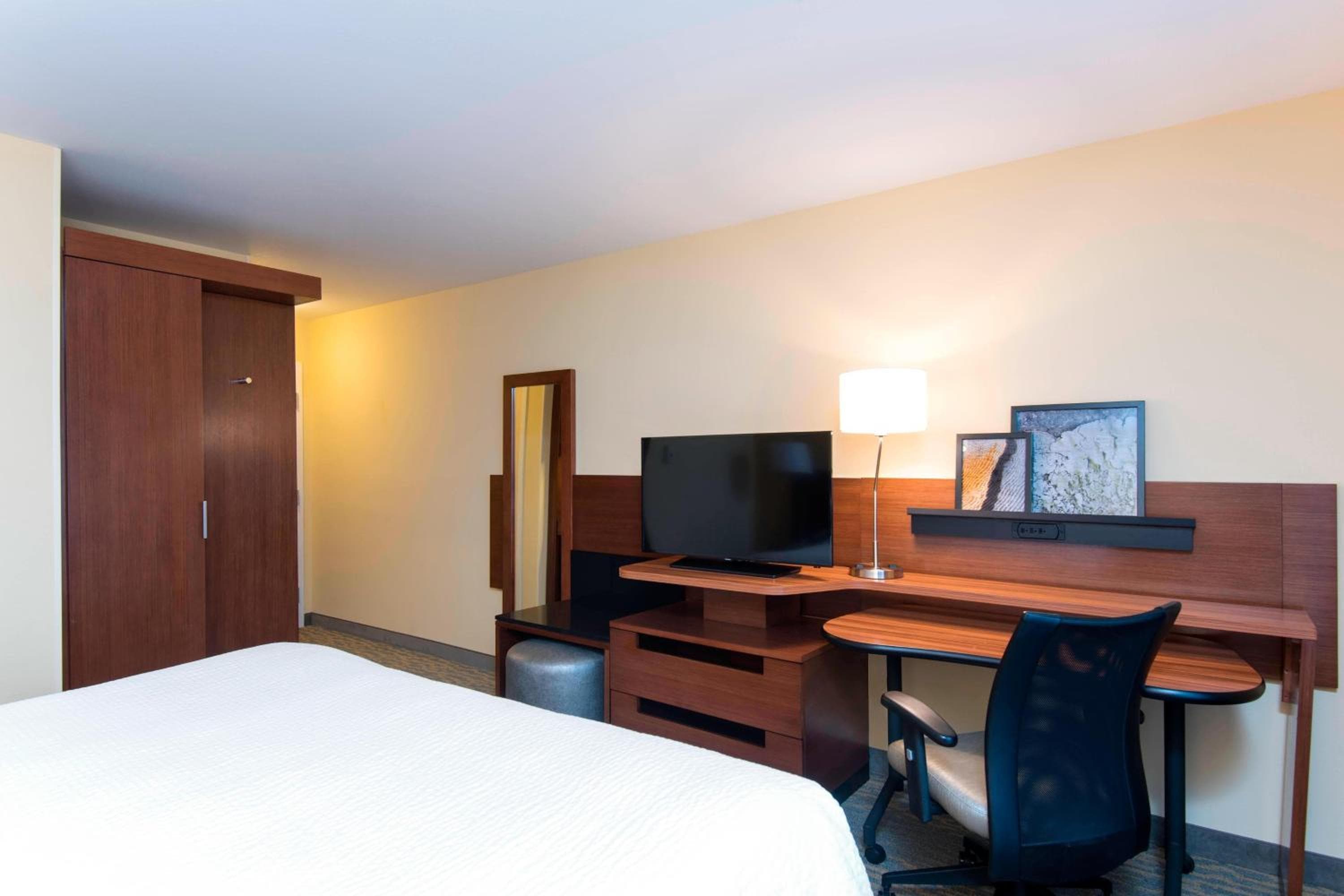 Fairfield Inn & Suites by Marriott Tampa Westshore/Aeropuerto — 9